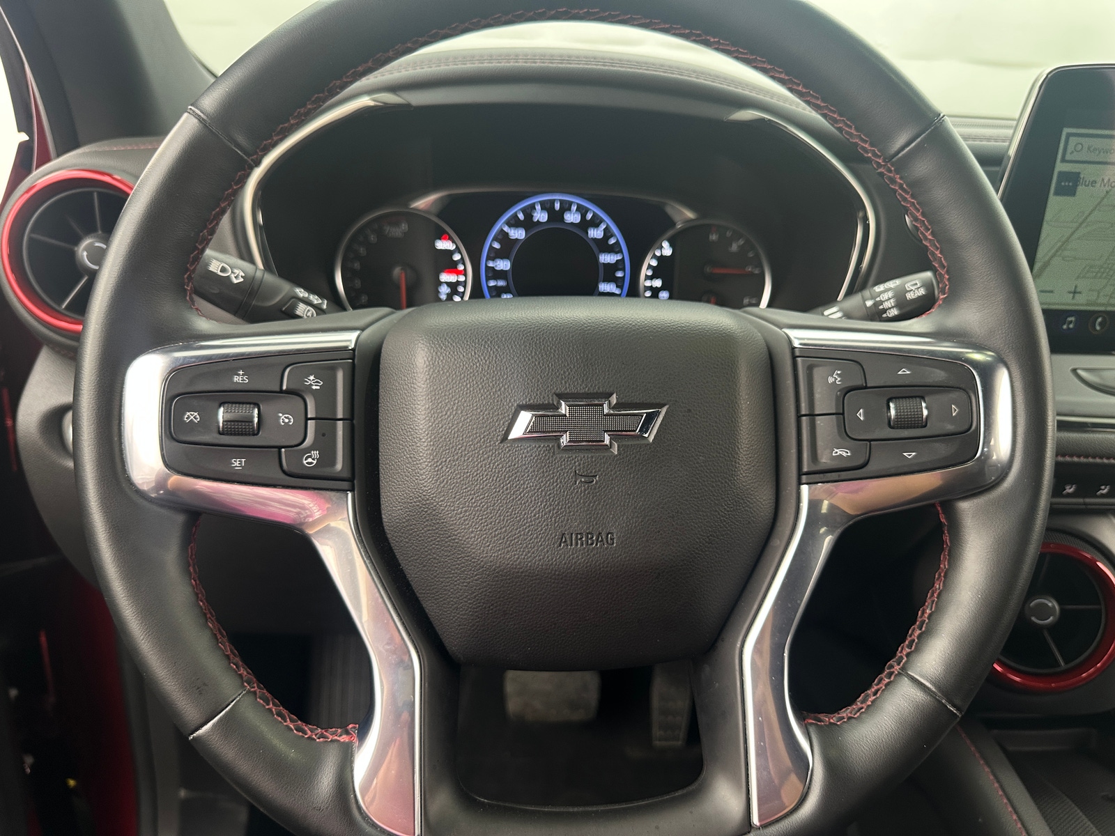 Thumbnail: 2023 Chevrolet Blazer - 4