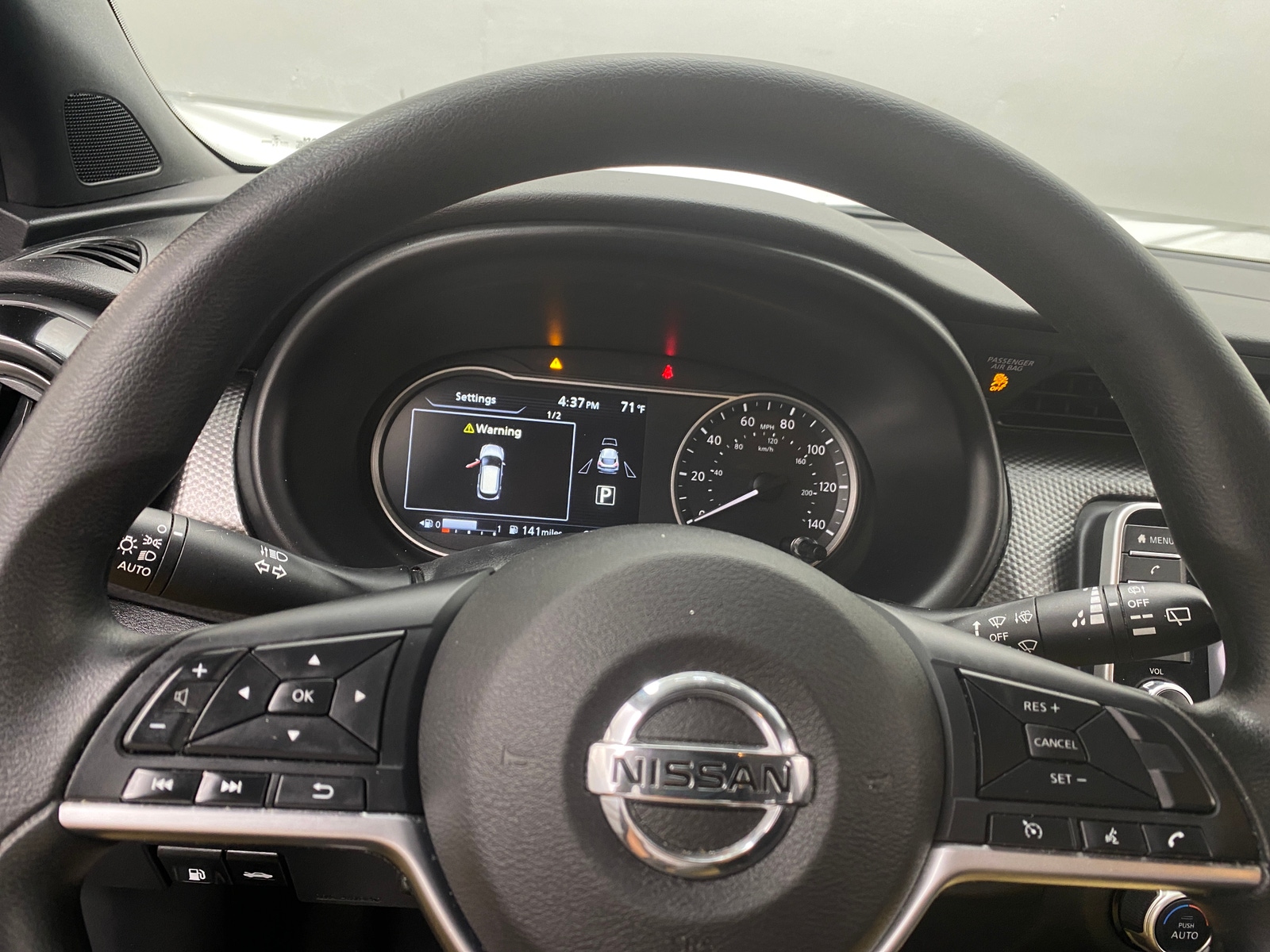 Thumbnail: 2019 Nissan Kicks - 5