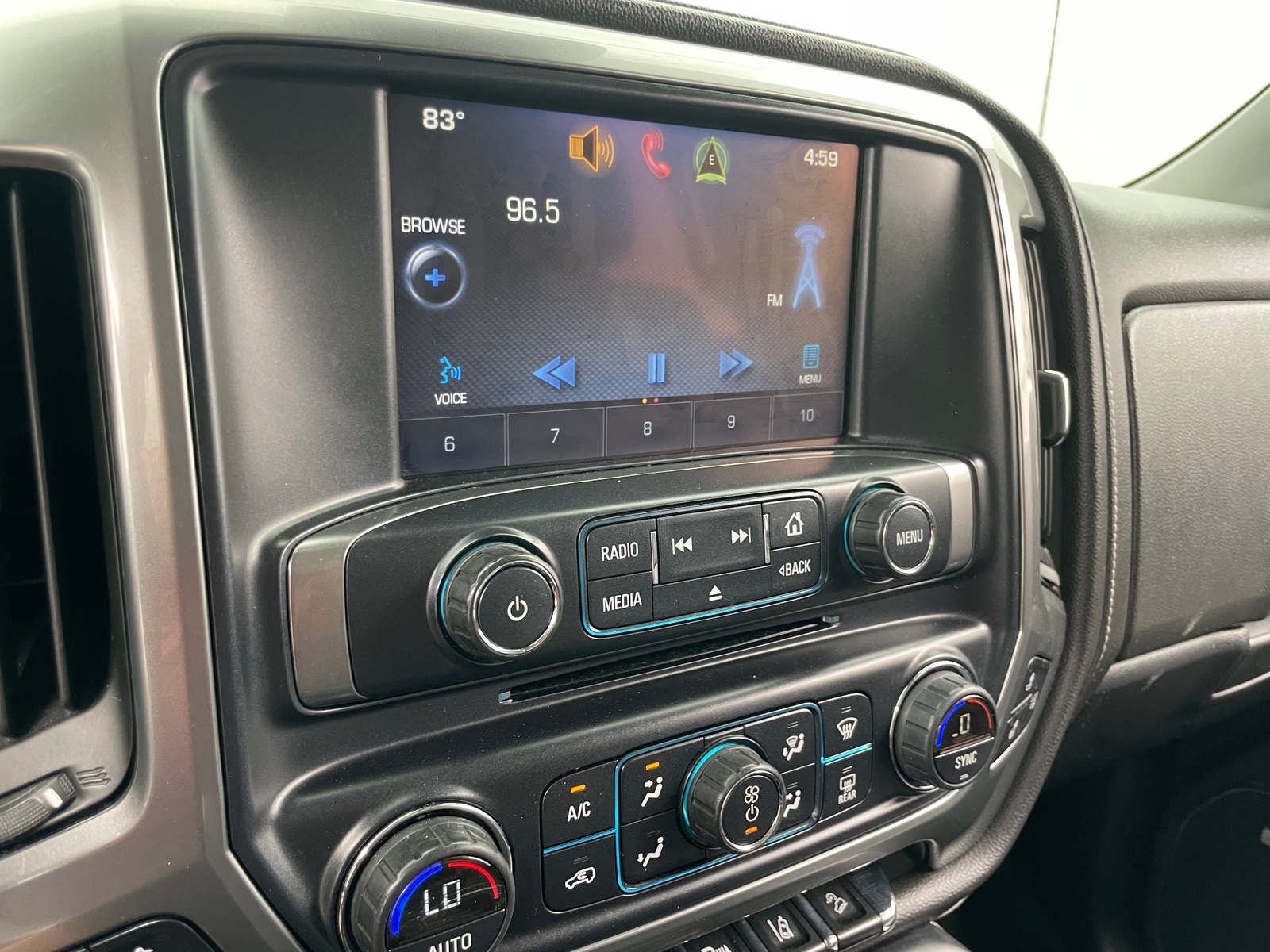 Thumbnail: 2014 Chevrolet Silverado 1500 - 4