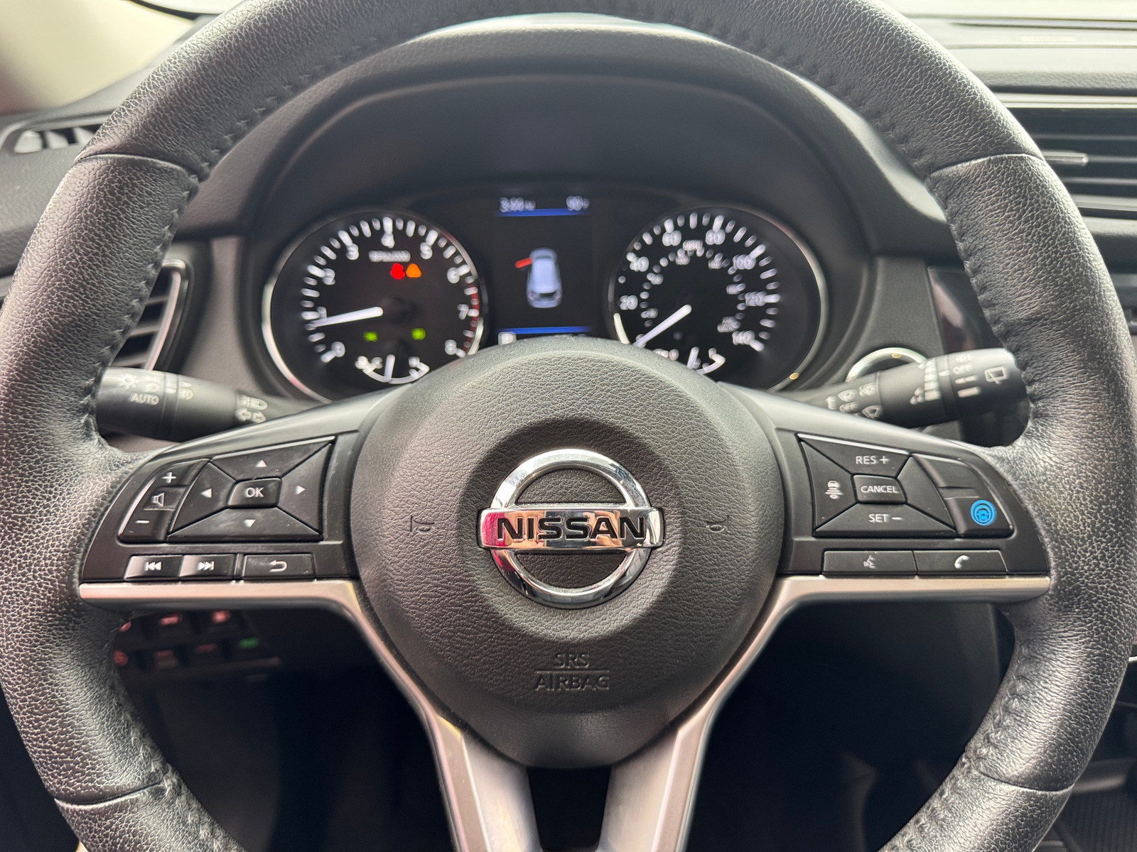 Thumbnail: 2019 Nissan Rogue - 4