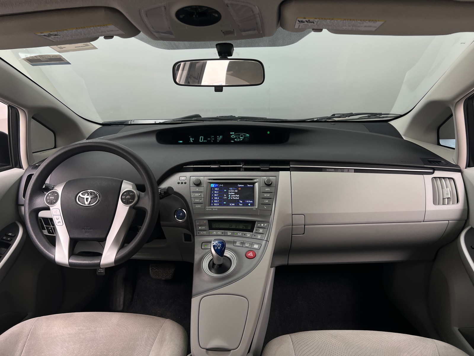 Thumbnail: 2012 Toyota Prius - 3