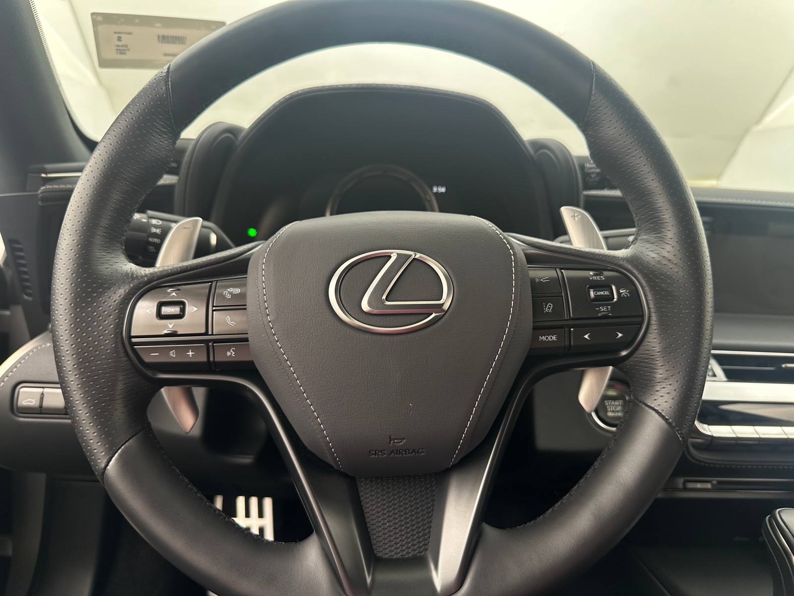 Thumbnail: 2021 Lexus LC - 3