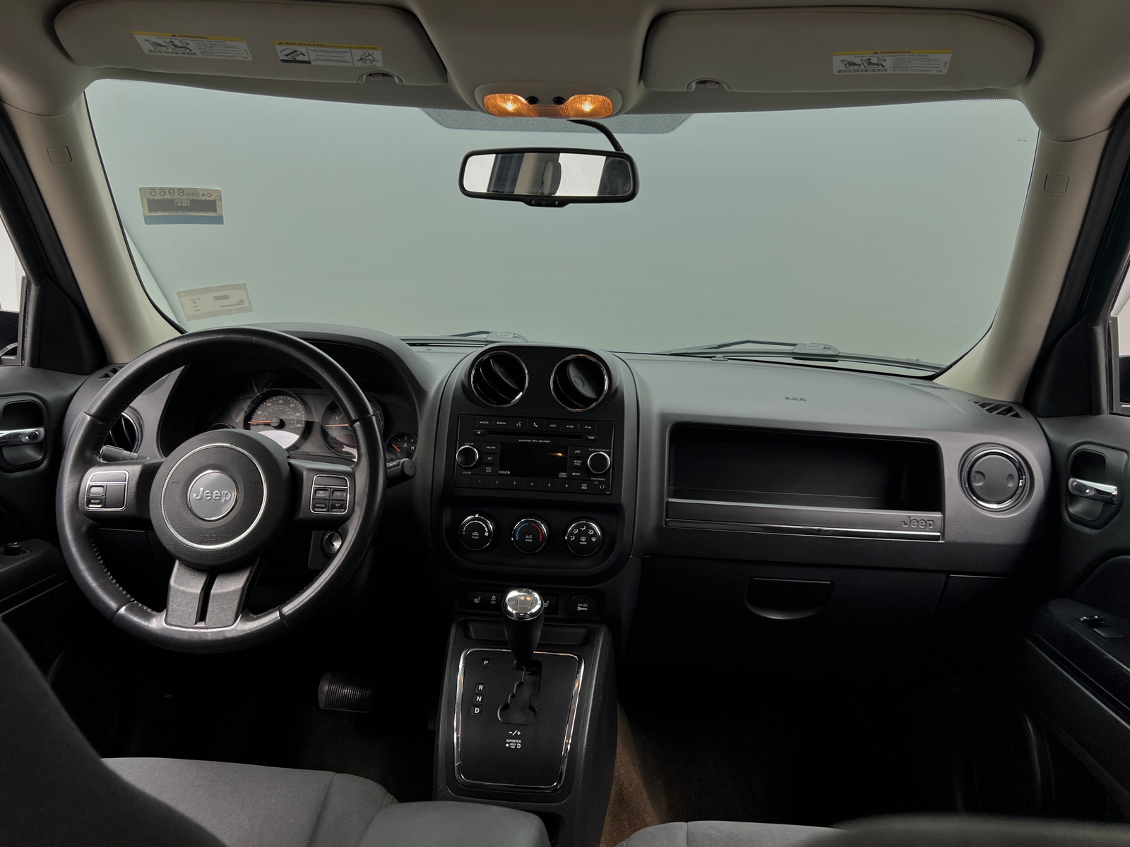 Thumbnail: 2016 Jeep Patriot - 3