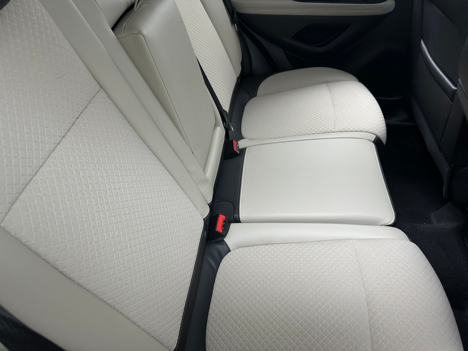 Thumbnail: 2021 Buick Encore - 6