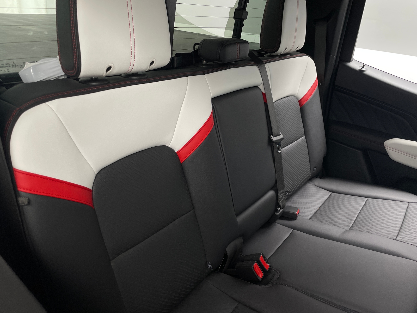 Thumbnail: 2023 GMC Canyon - 5