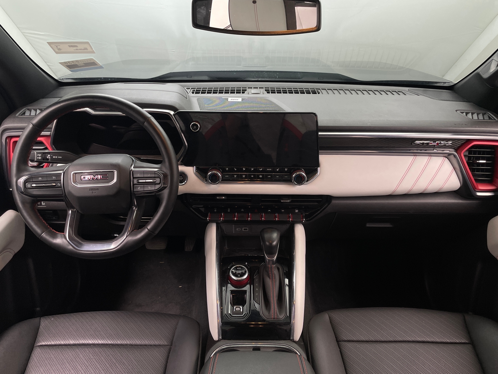 Thumbnail: 2023 GMC Canyon - 2