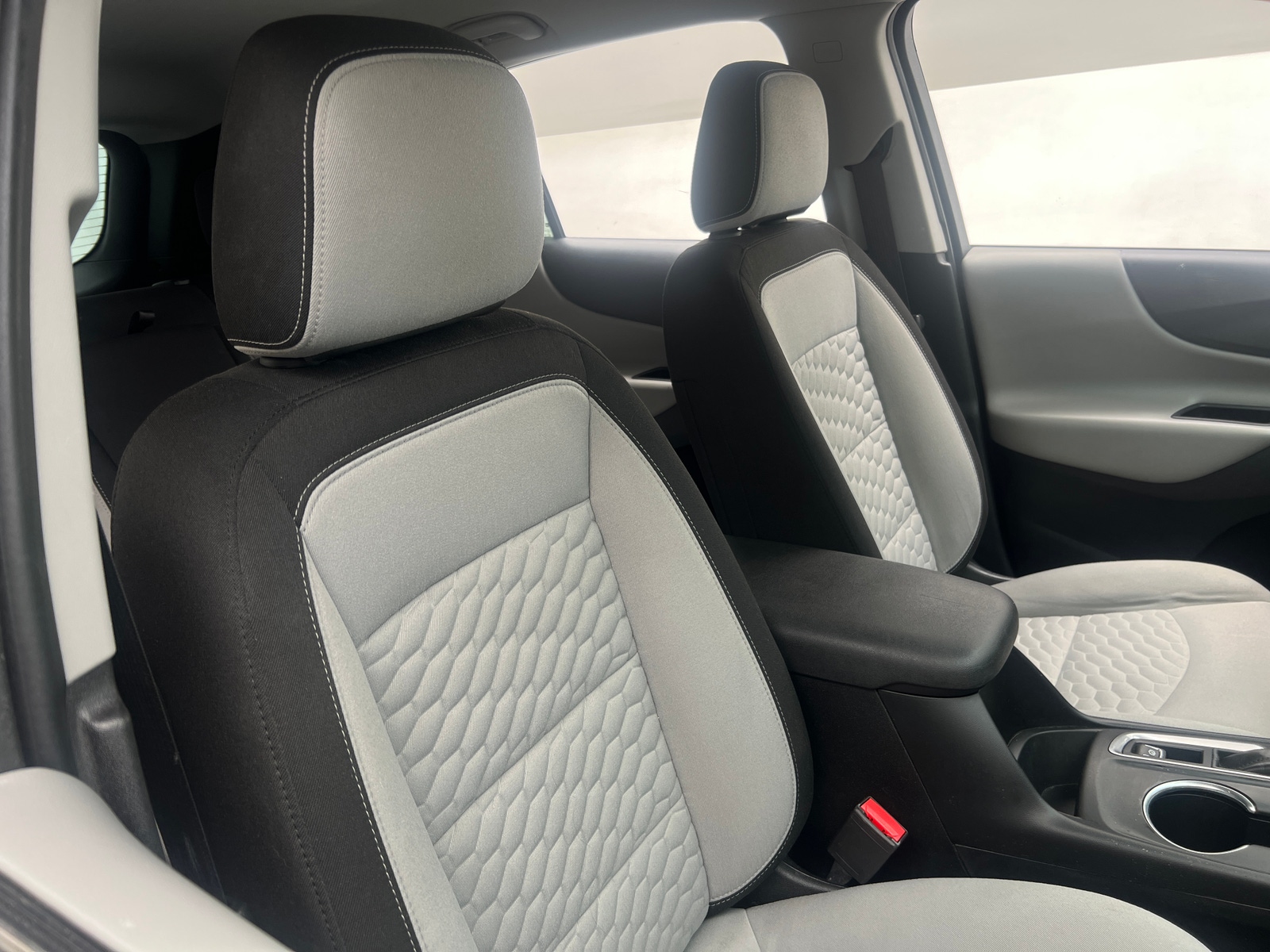 Thumbnail: 2019 Chevrolet Equinox - 2