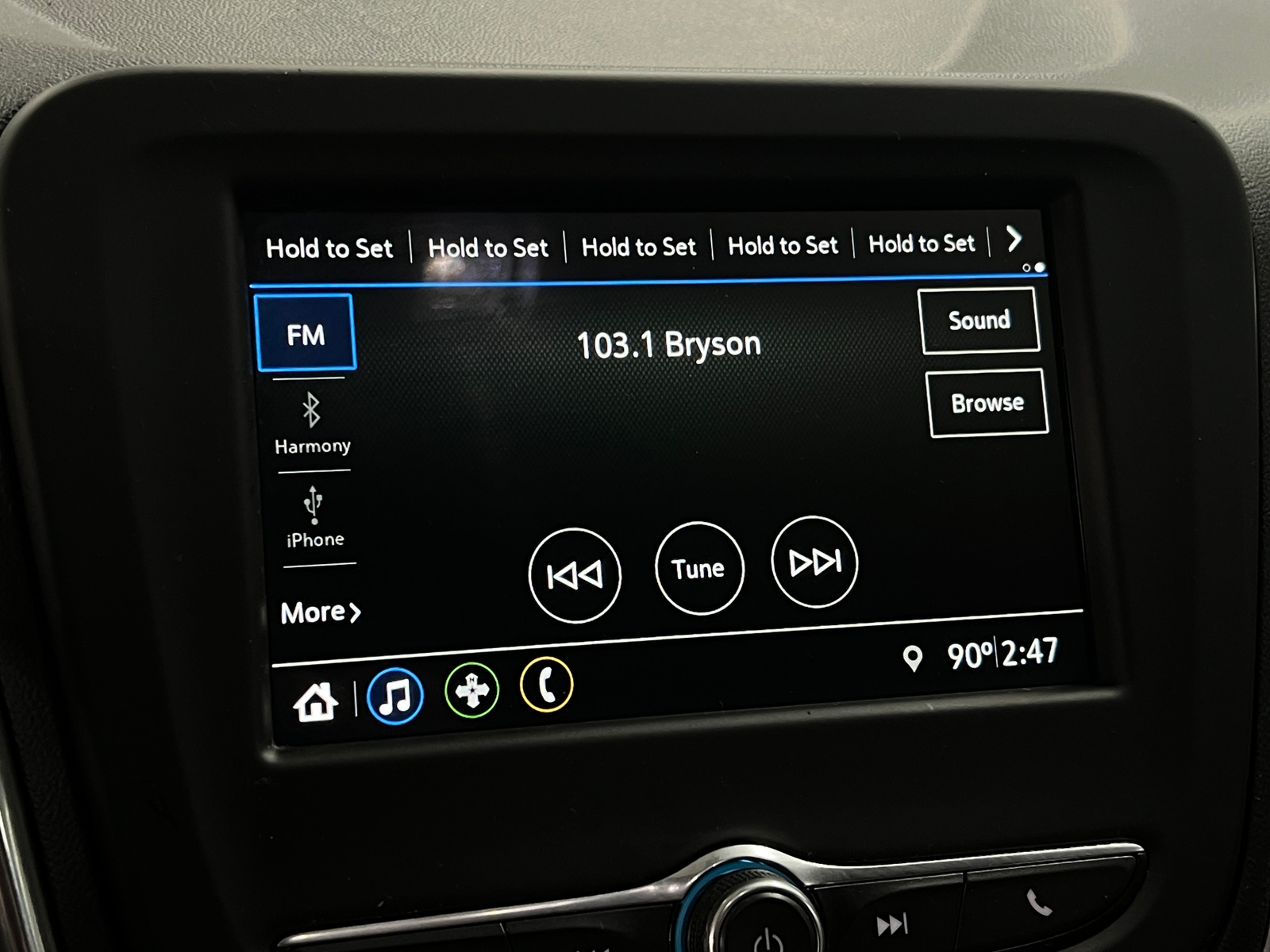 Thumbnail: 2019 Chevrolet Equinox - 4