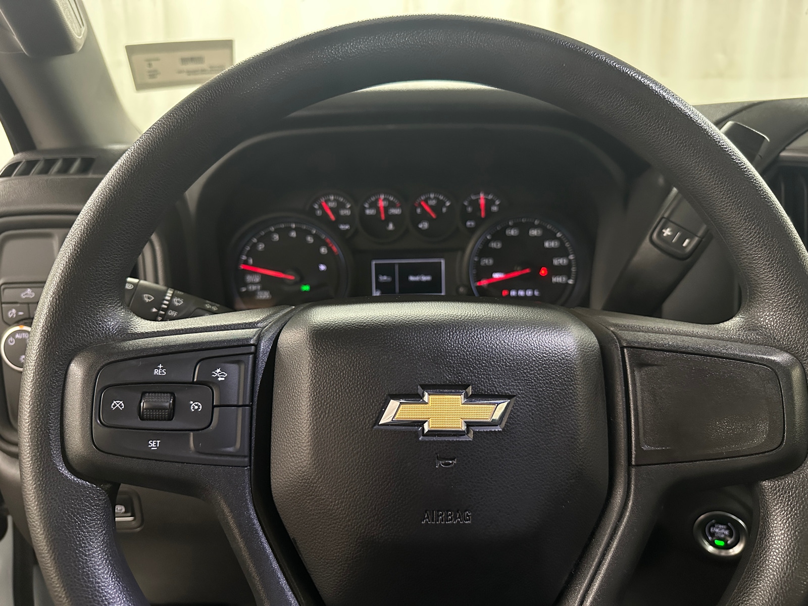 Thumbnail: 2024 Chevrolet Silverado 1500 - 5