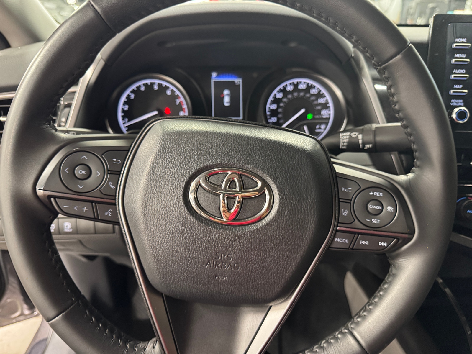 Thumbnail: 2023 Toyota Camry - 4