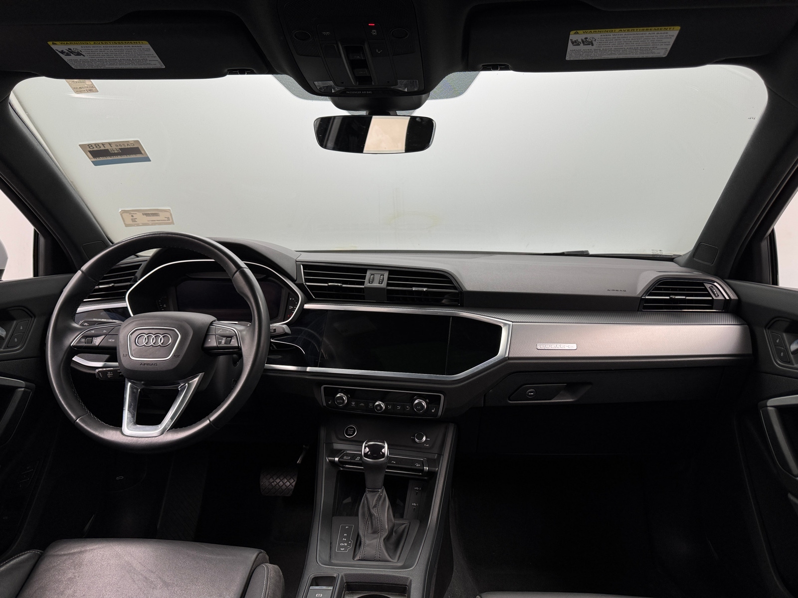 Thumbnail: 2023 Audi Q3 - 2
