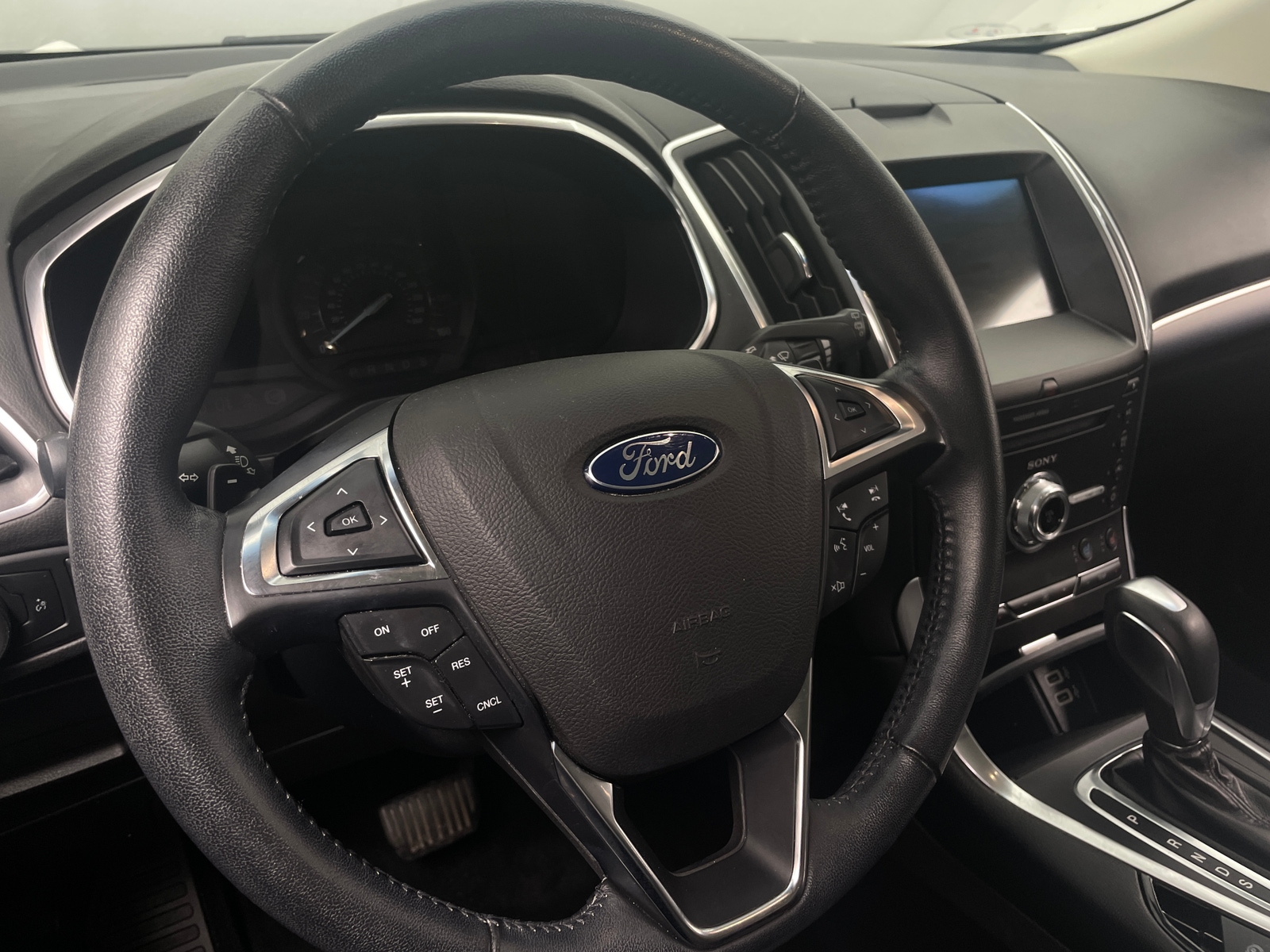 Thumbnail: 2017 Ford Edge - 4