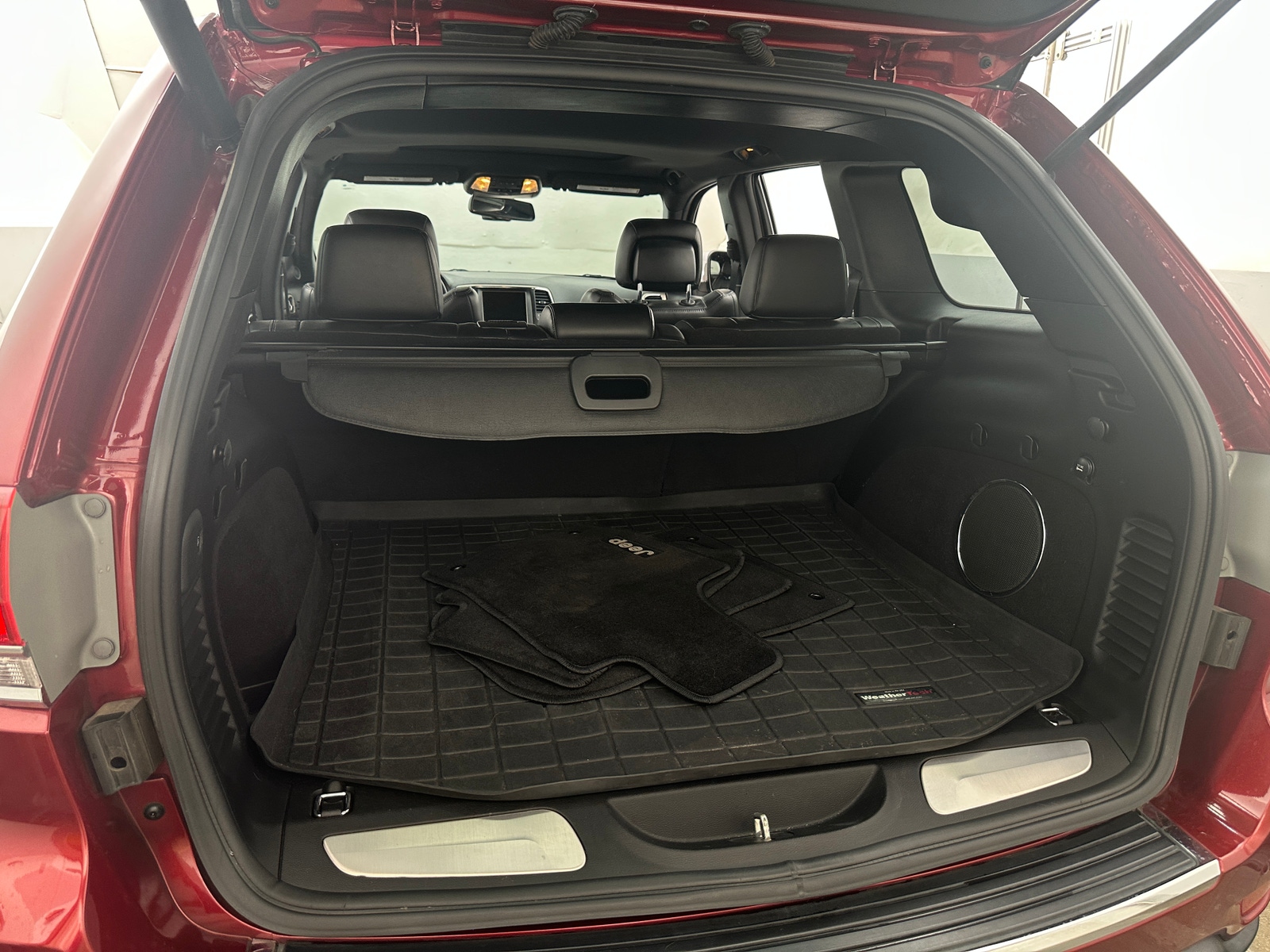 Thumbnail: 2014 Jeep Grand Cherokee - 6