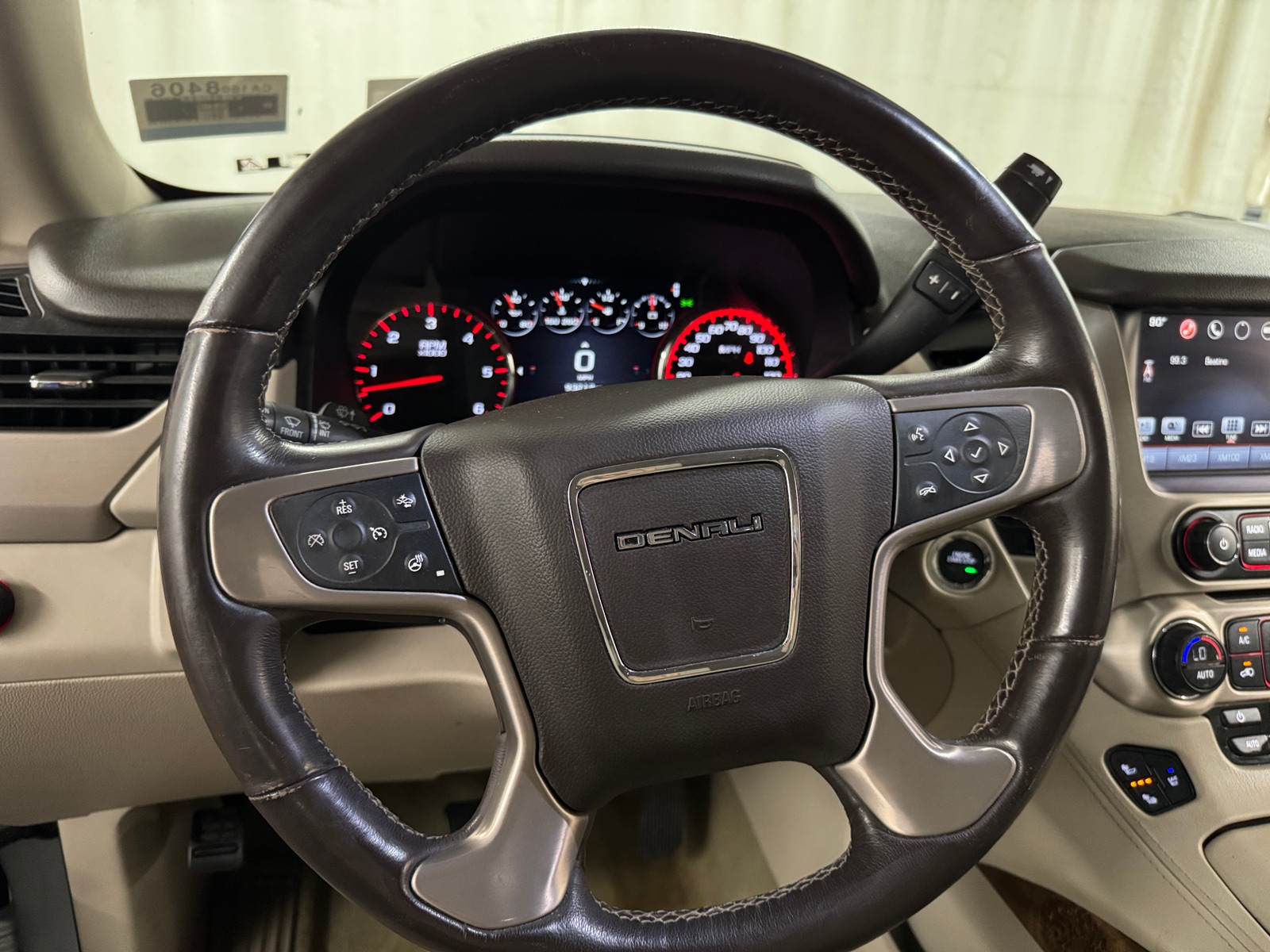 Thumbnail: 2016 GMC Yukon XL - 4