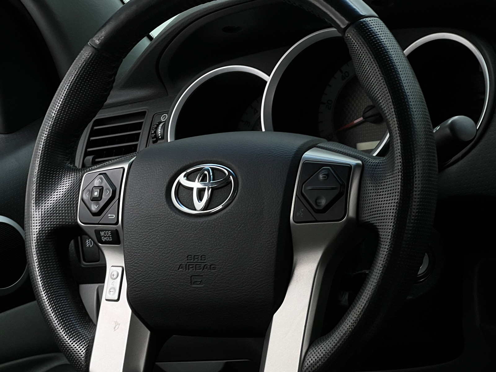 Thumbnail: 2014 Toyota Tacoma - 5