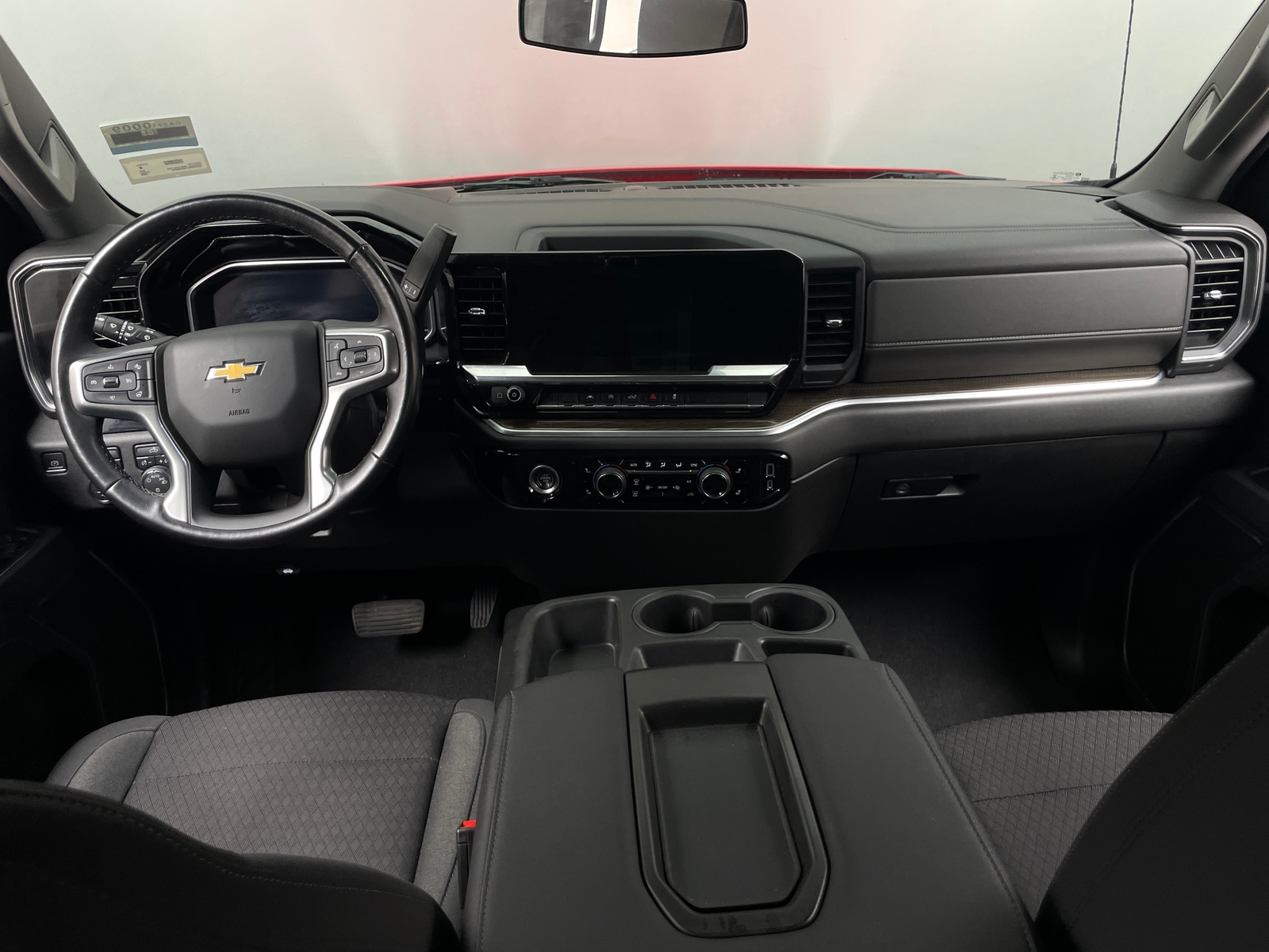 Thumbnail: 2022 Chevrolet Silverado 1500 - 3