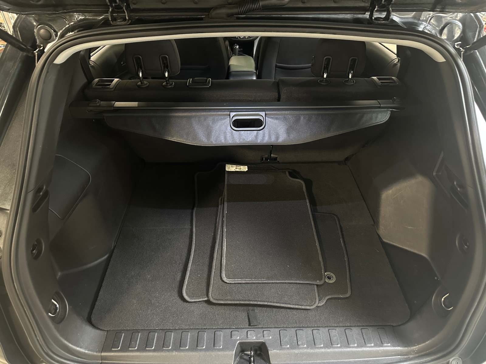 Thumbnail: 2020 Chevrolet Equinox - 7