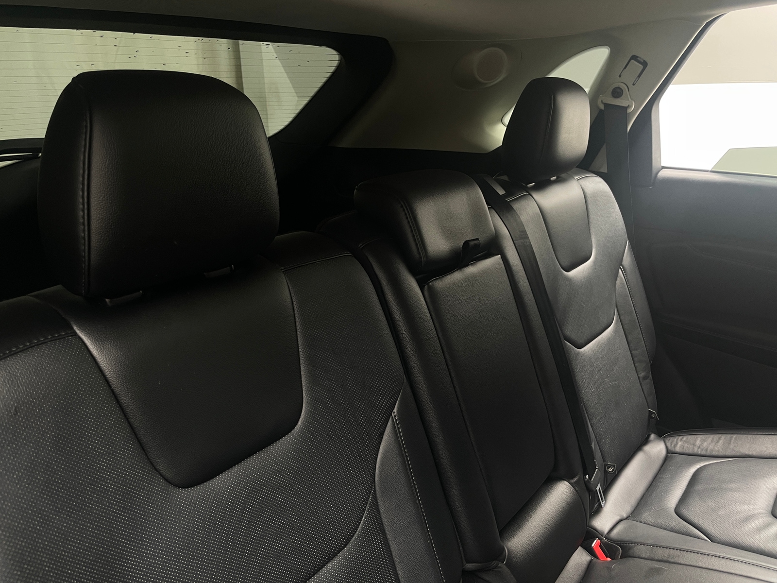 Thumbnail: 2015 Ford Edge - 5