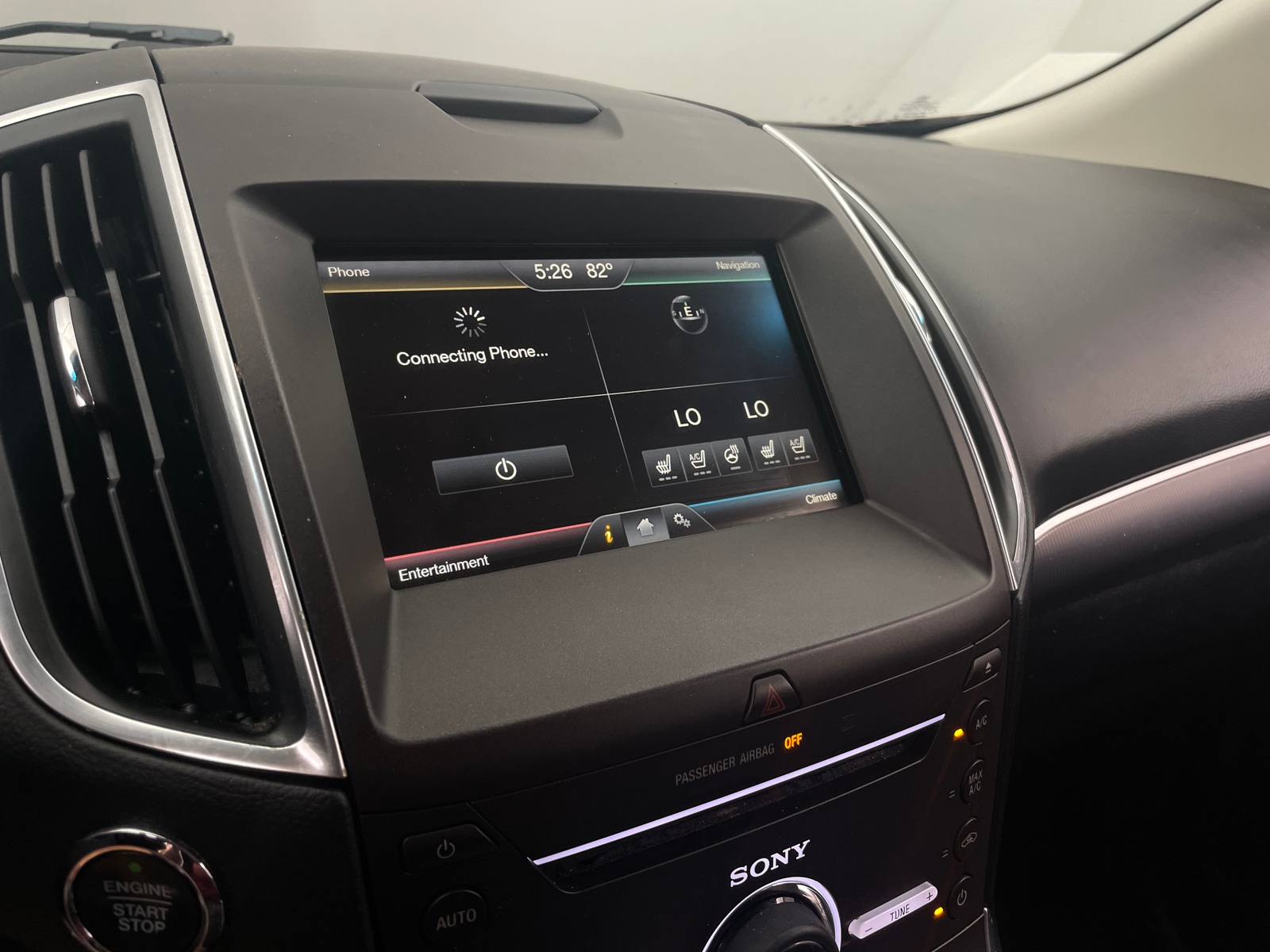 Thumbnail: 2015 Ford Edge - 3