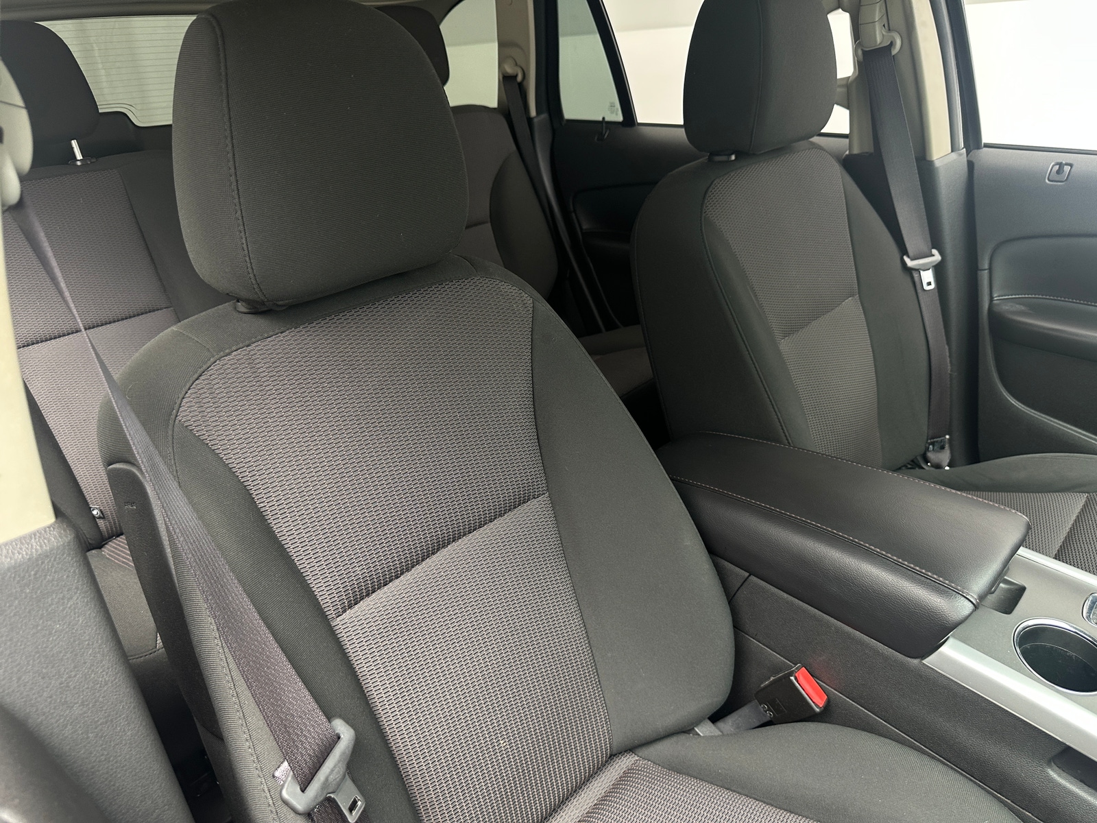 Thumbnail: 2013 Ford Edge - 2