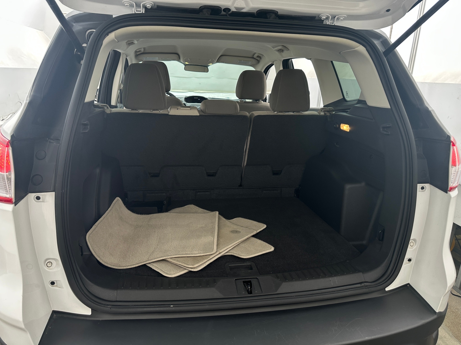 Thumbnail: 2016 Ford Escape - 7
