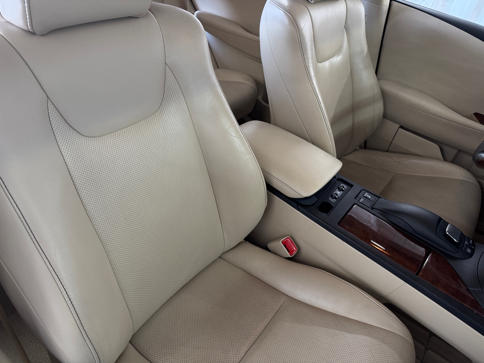 Thumbnail: 2014 Lexus RX - 2