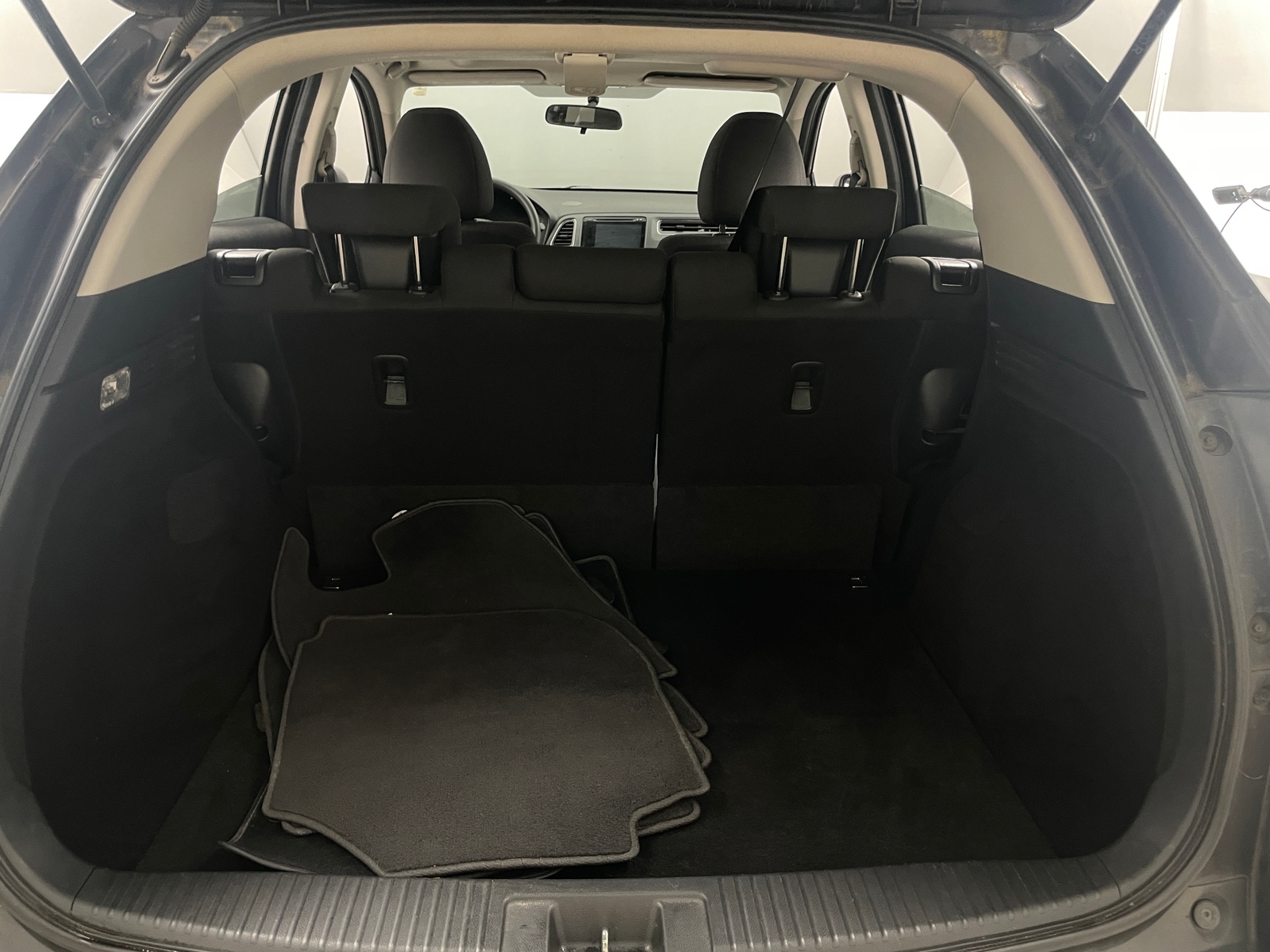Thumbnail: 2016 Honda HR-V - 7