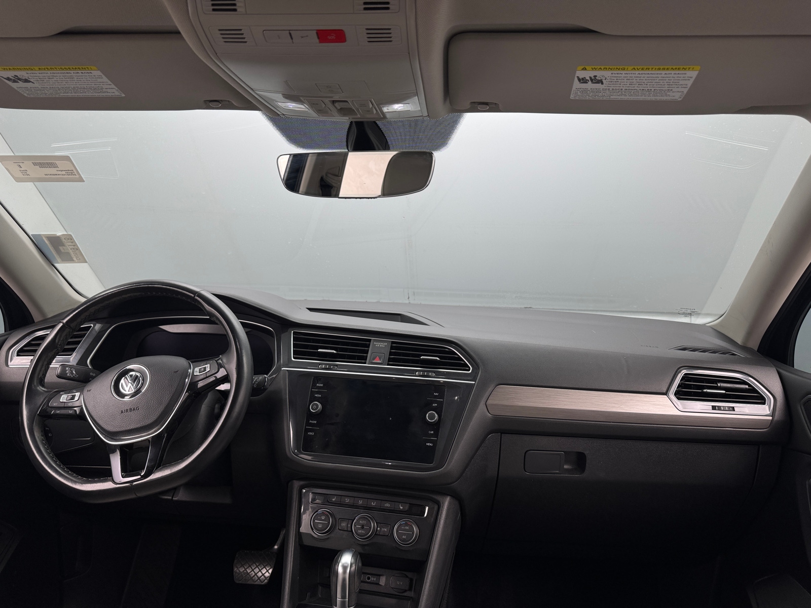 Thumbnail: 2019 Volkswagen Tiguan - 2