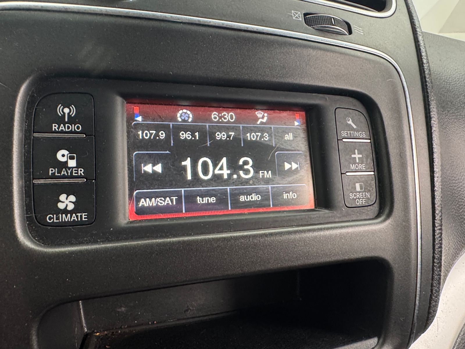 Thumbnail: 2017 Dodge Journey - 4