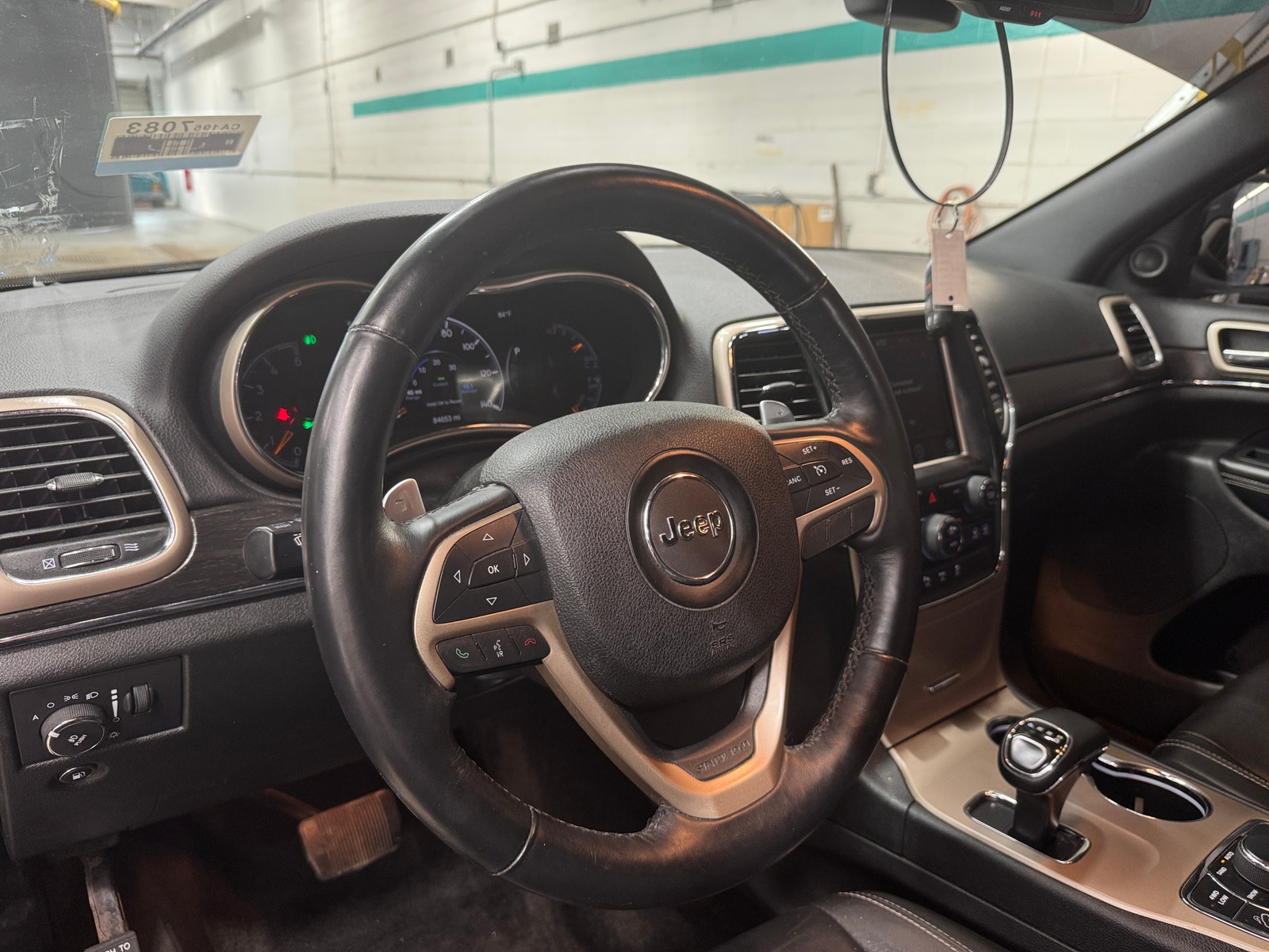 Thumbnail: 2015 Jeep Grand Cherokee - 3
