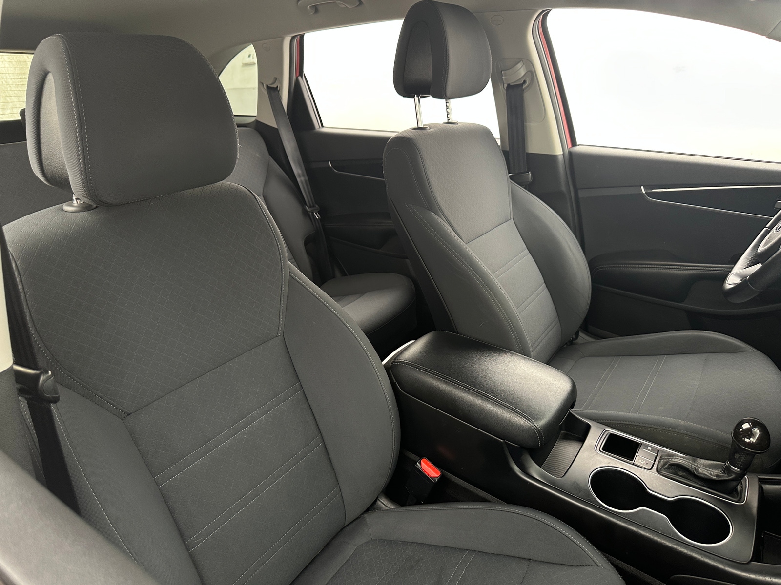 Thumbnail: 2016 Kia Sorento - 2