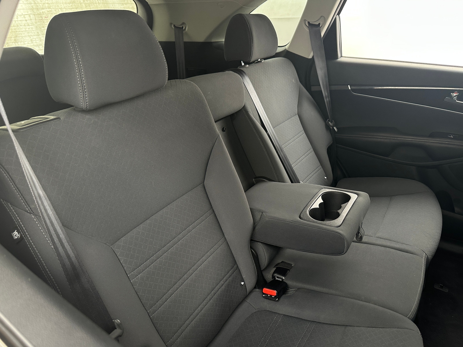 Thumbnail: 2016 Kia Sorento - 6