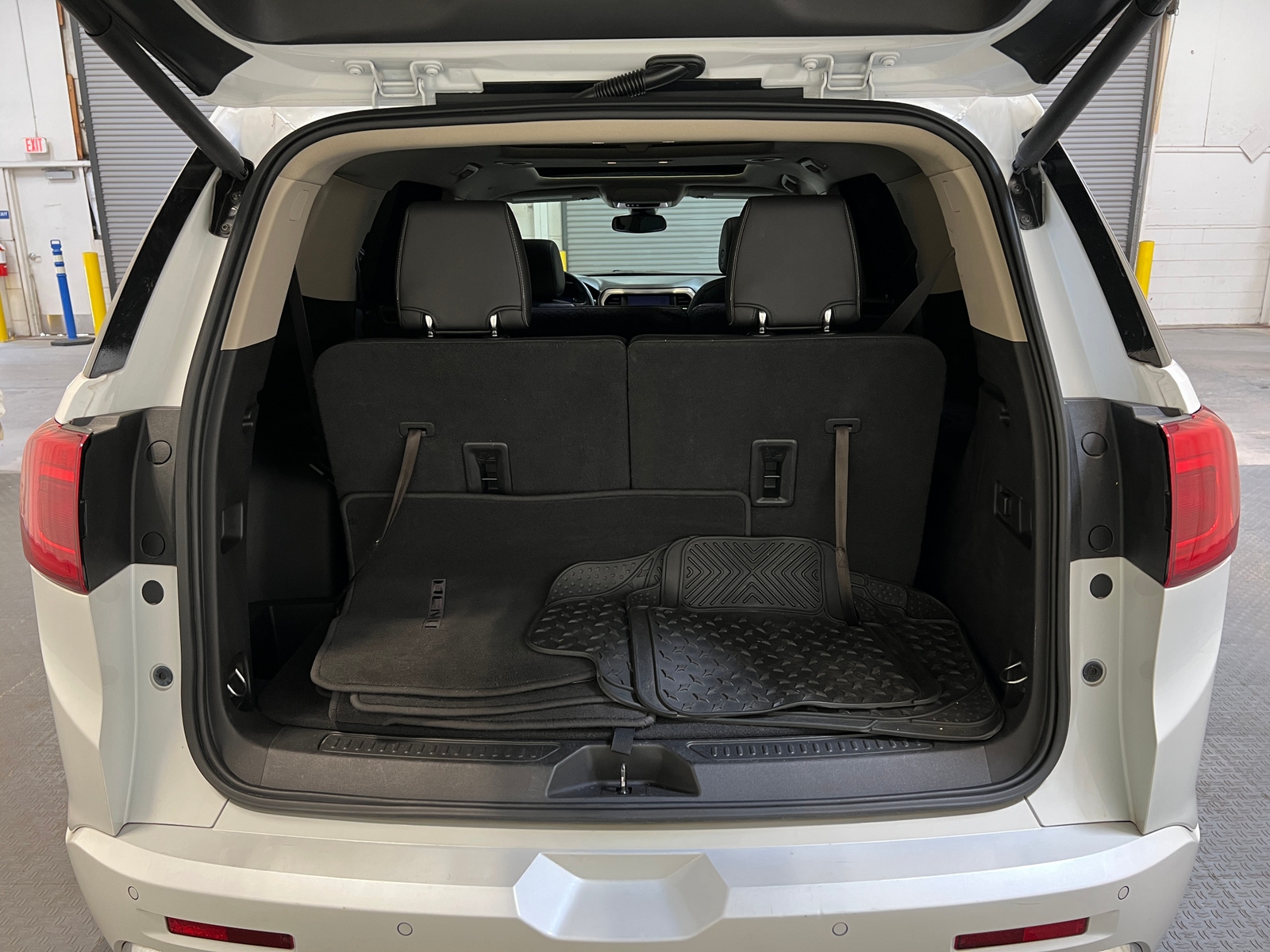 Thumbnail: 2019 GMC Acadia - 6