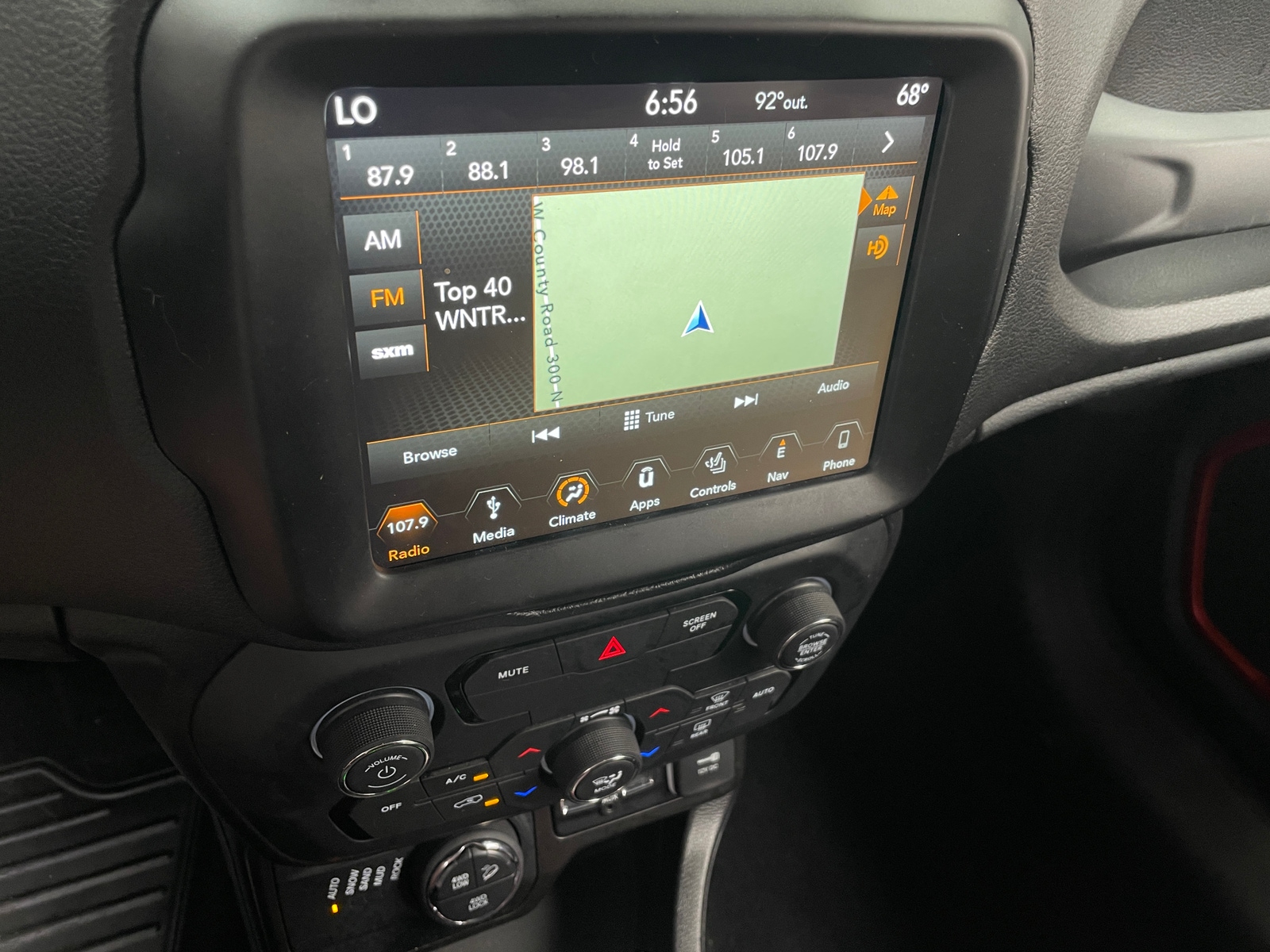 Thumbnail: 2019 Jeep Renegade - 3
