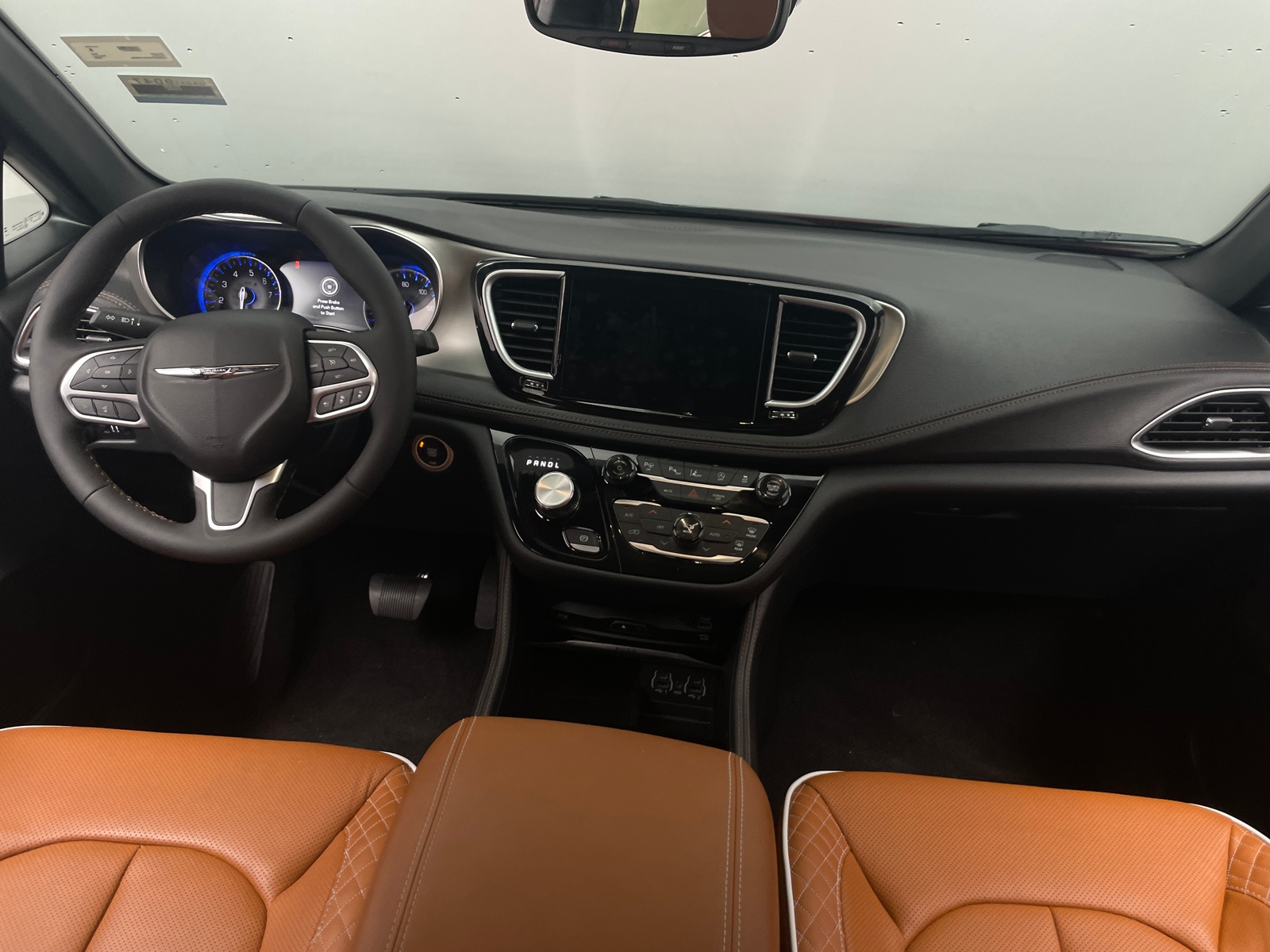 Thumbnail: 2024 Chrysler Pacifica - 2