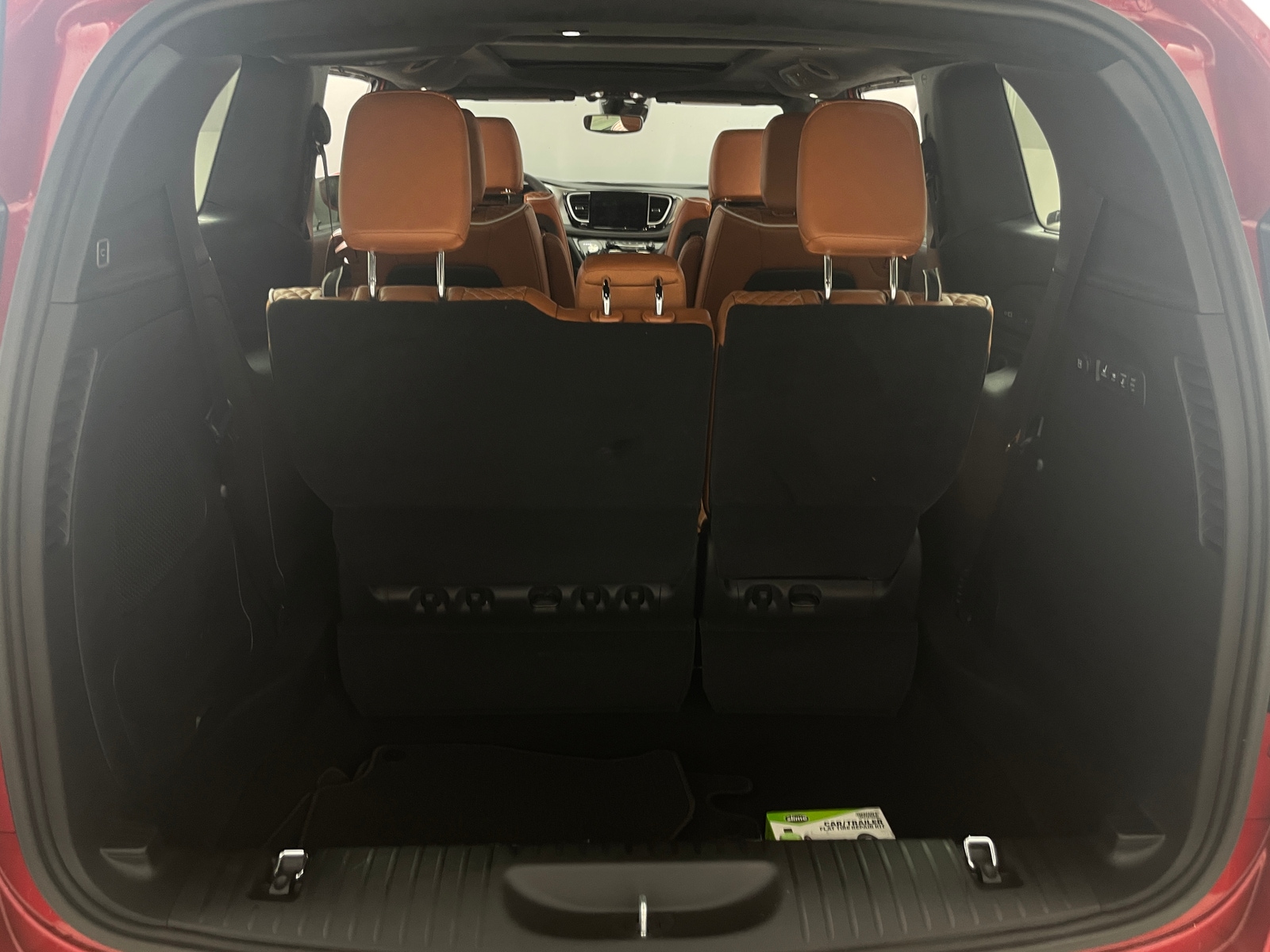 Thumbnail: 2024 Chrysler Pacifica - 6