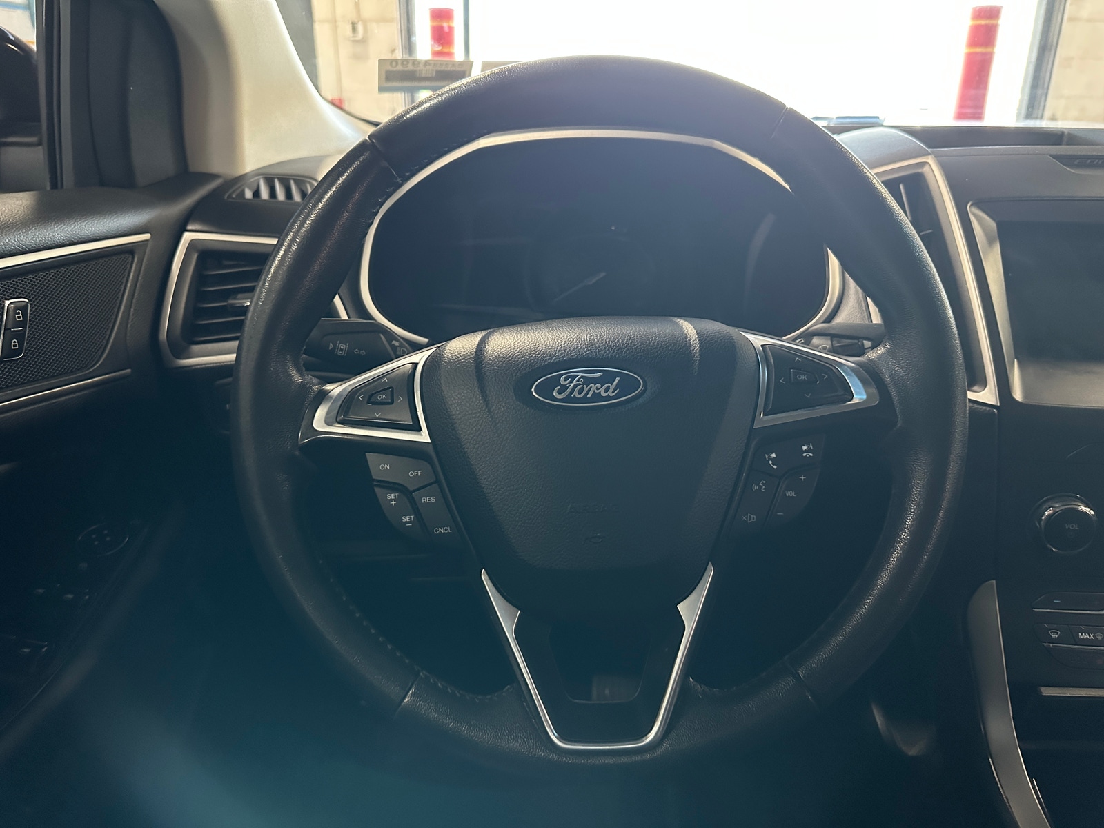 Thumbnail: 2020 Ford Edge - 4