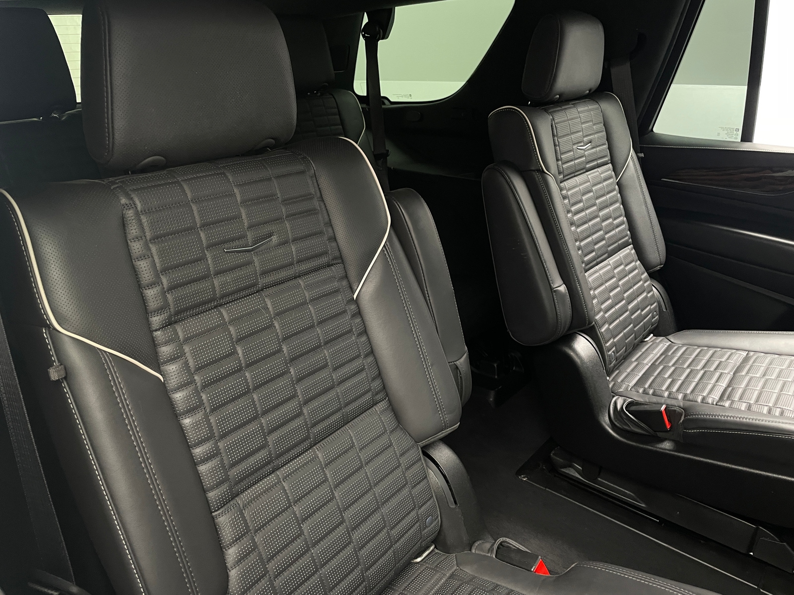 Thumbnail: 2021 Cadillac Escalade - 6