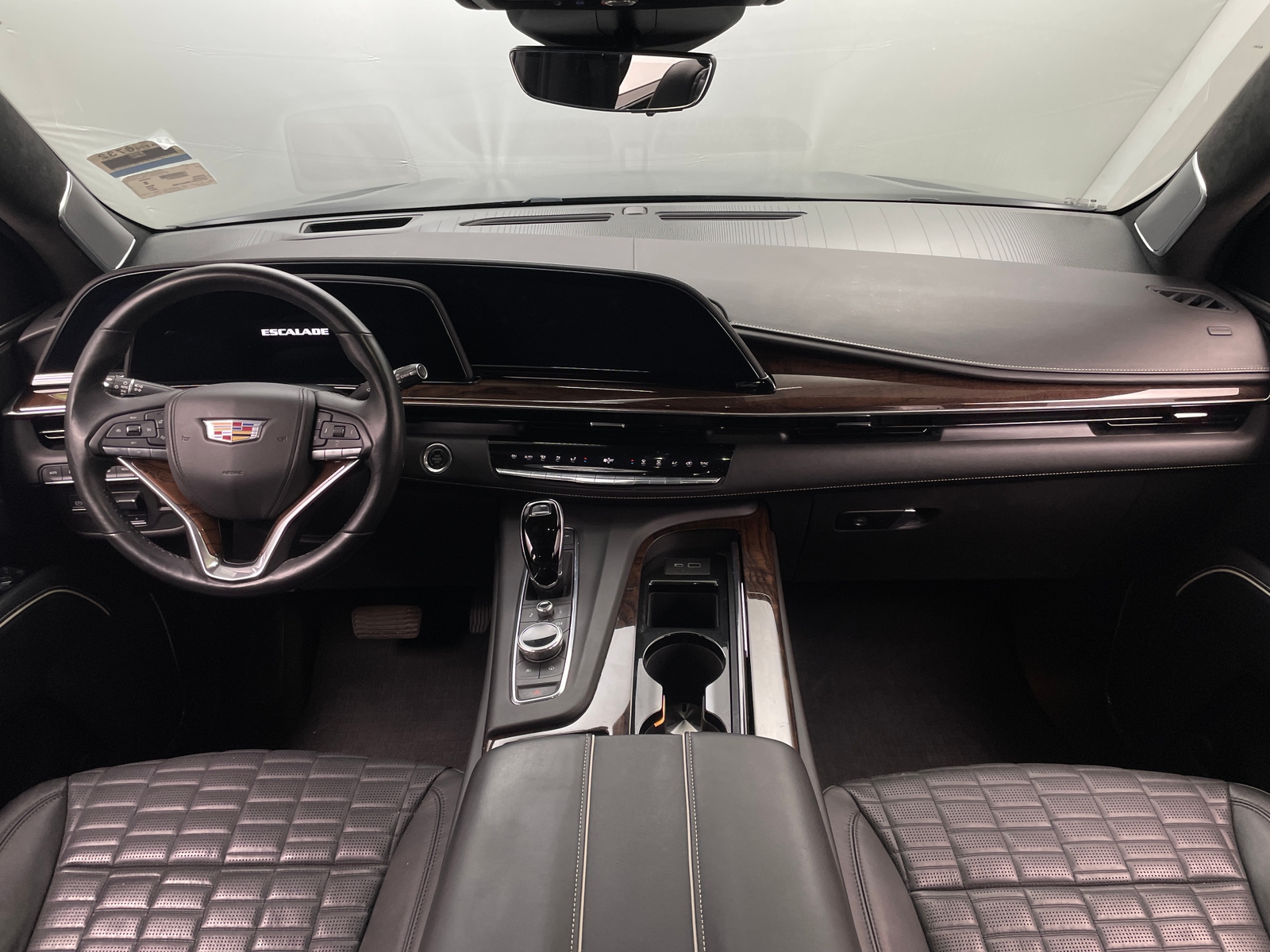 Thumbnail: 2021 Cadillac Escalade - 3