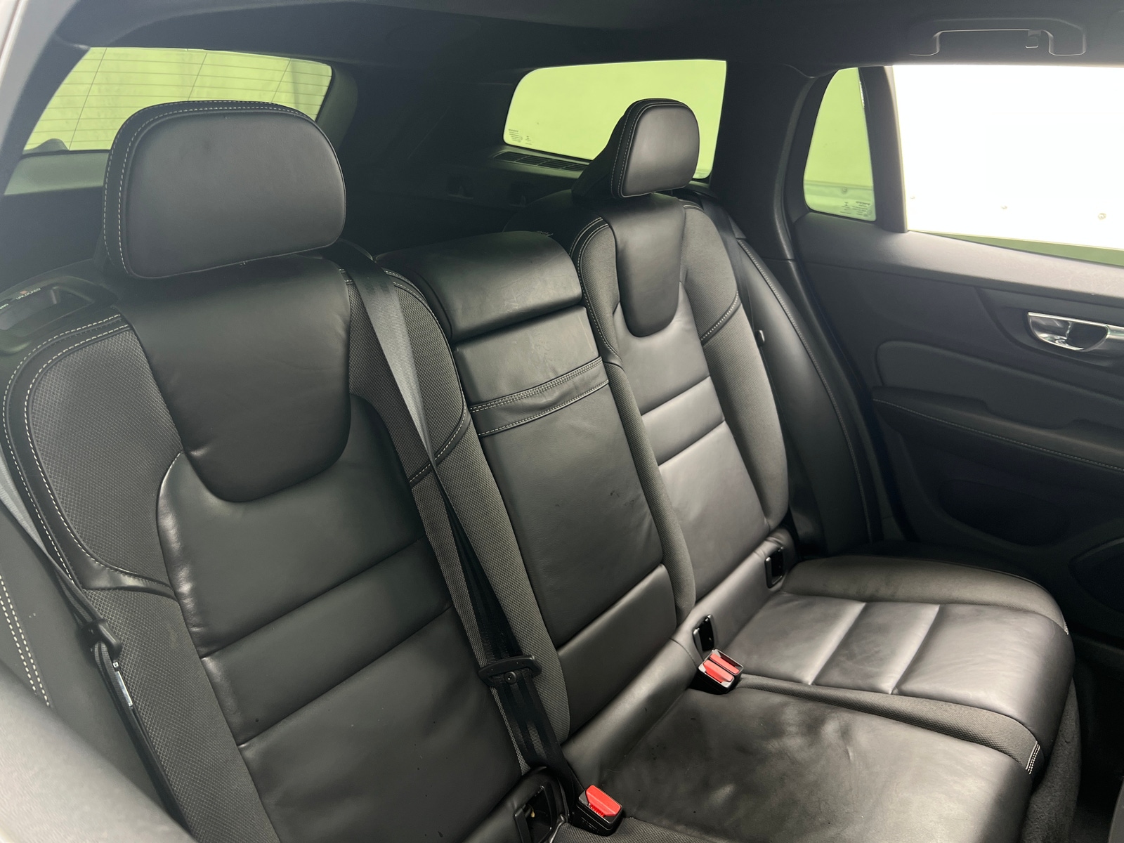 Thumbnail: 2020 Volvo V60 - 5