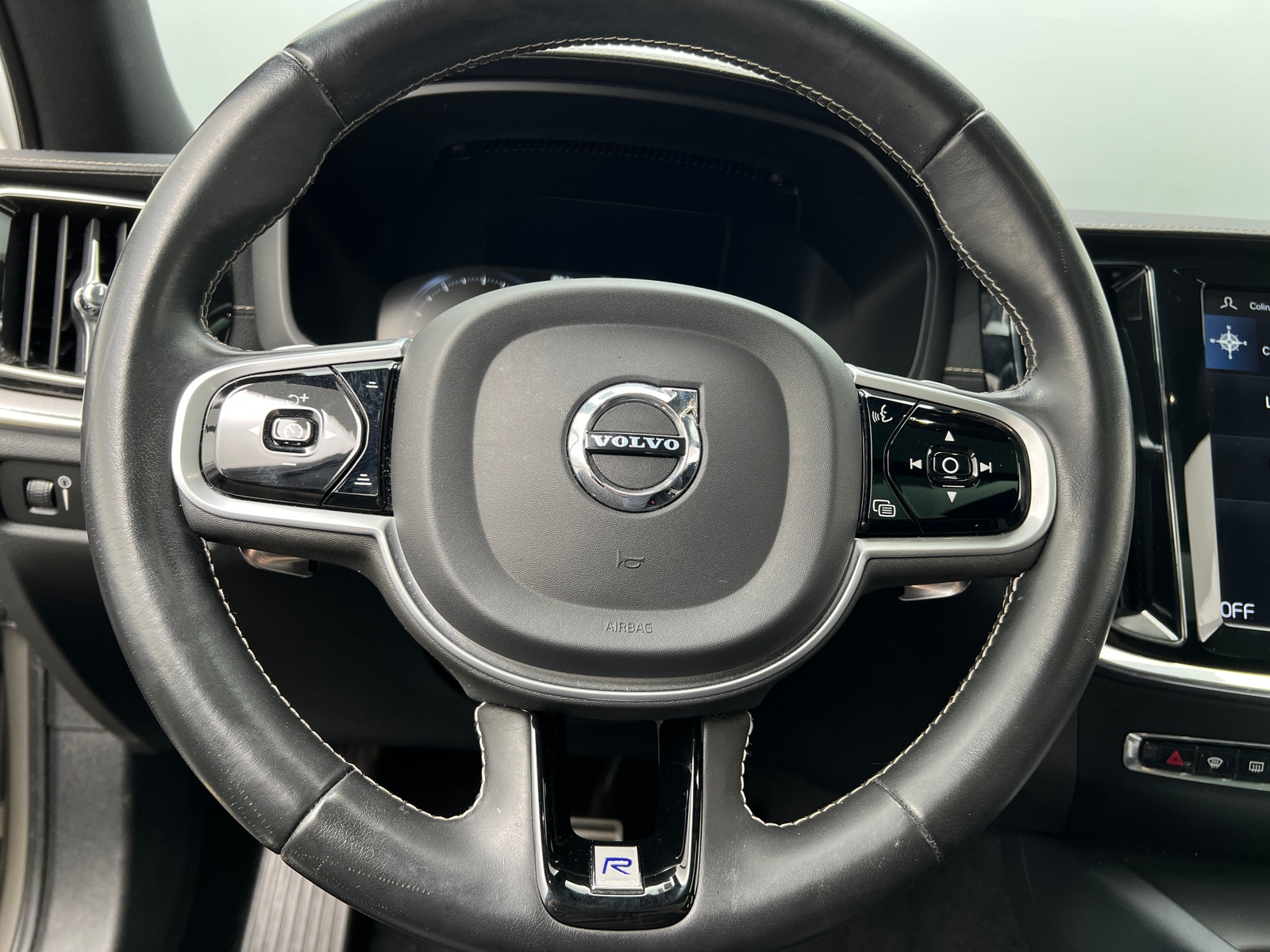 Thumbnail: 2020 Volvo V60 - 4