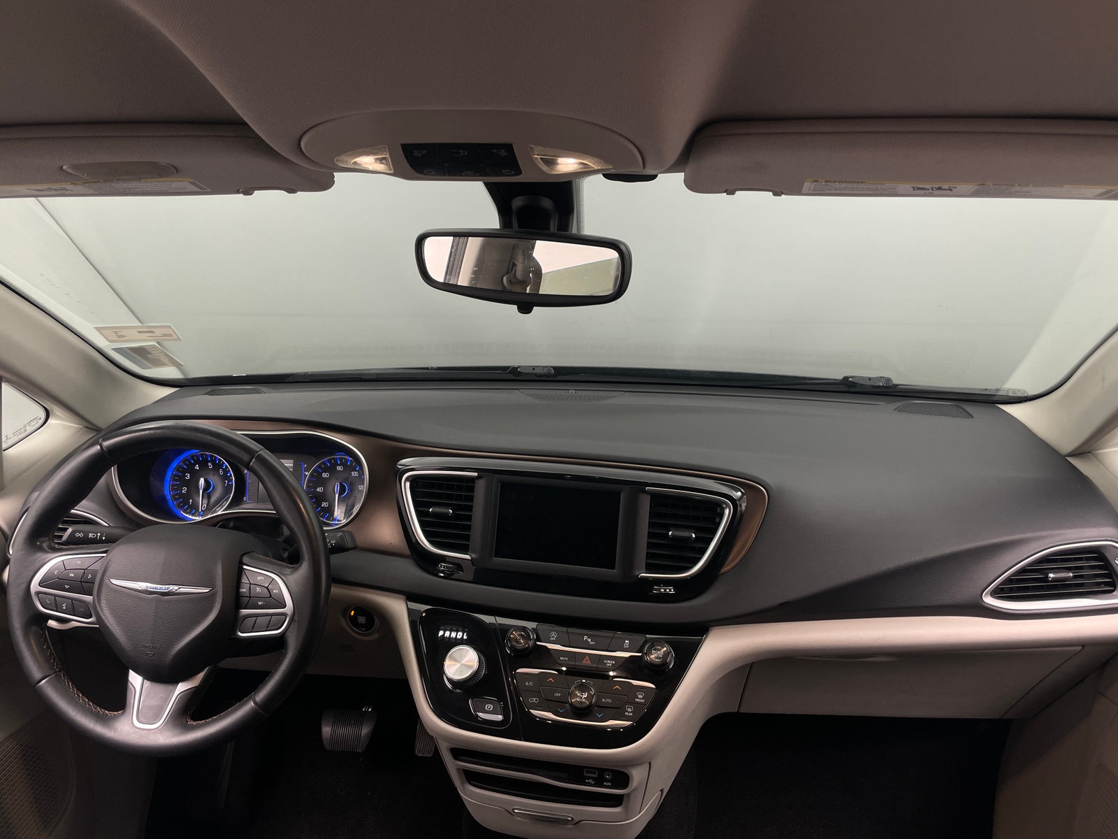Thumbnail: 2018 Chrysler Pacifica - 2