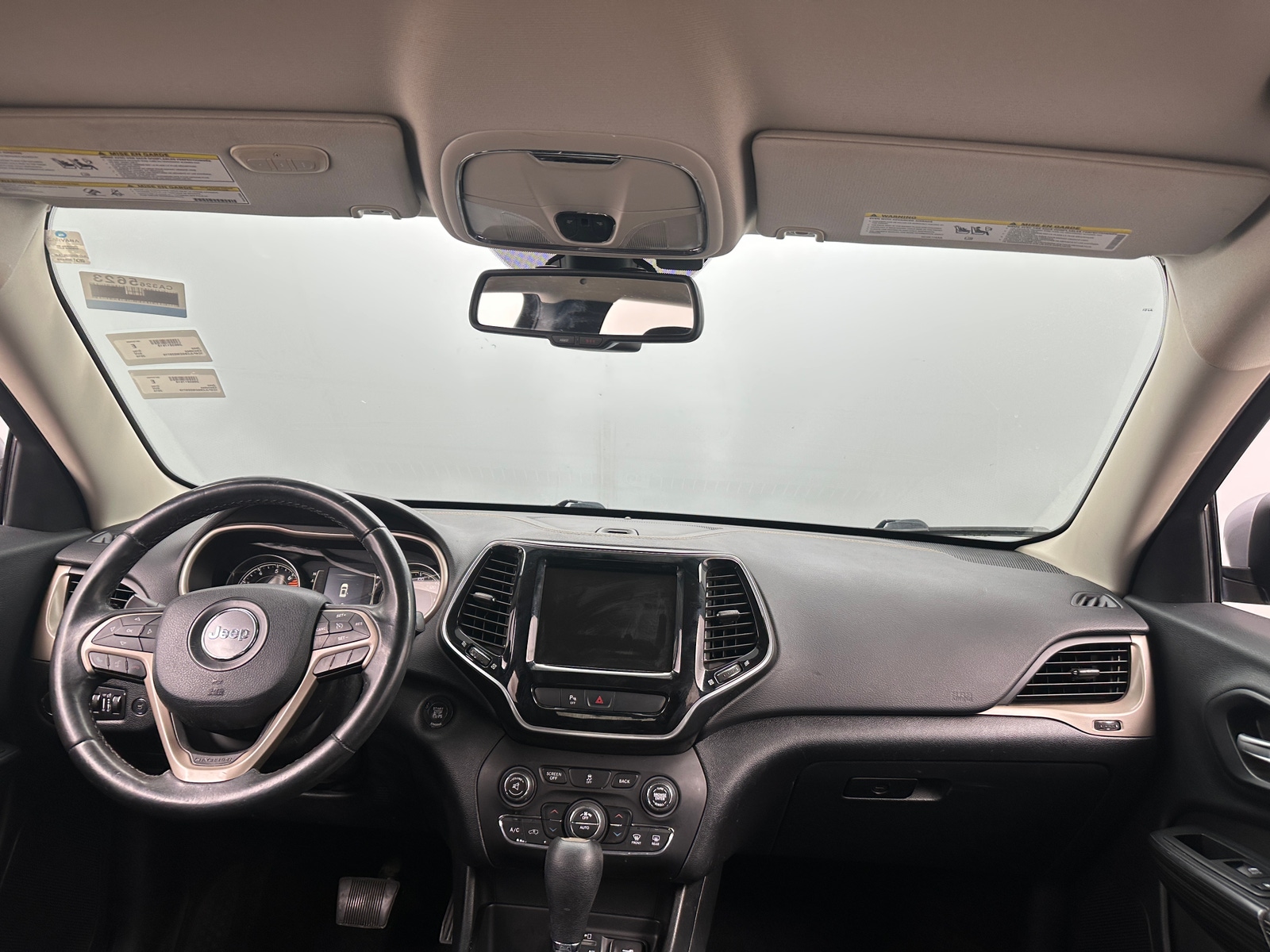 Thumbnail: 2016 Jeep Cherokee - 3