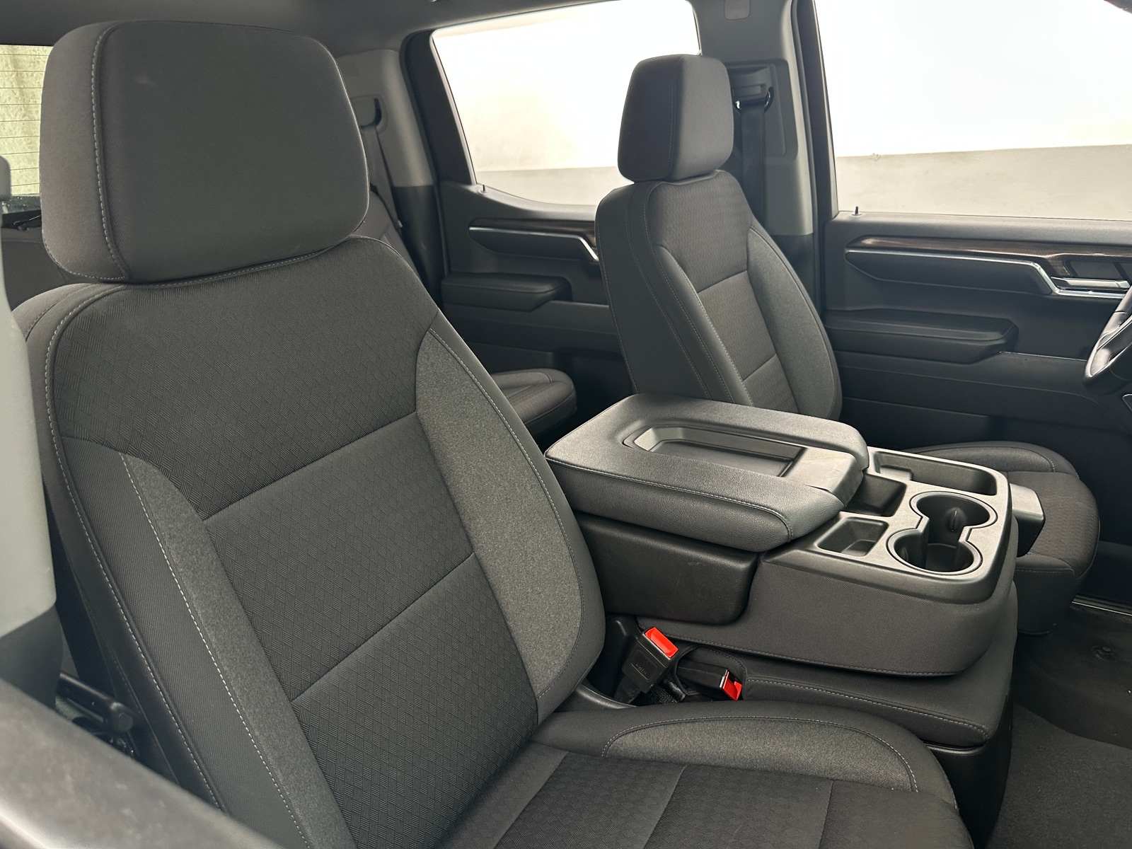 Thumbnail: 2023 Chevrolet Silverado 1500 - 2