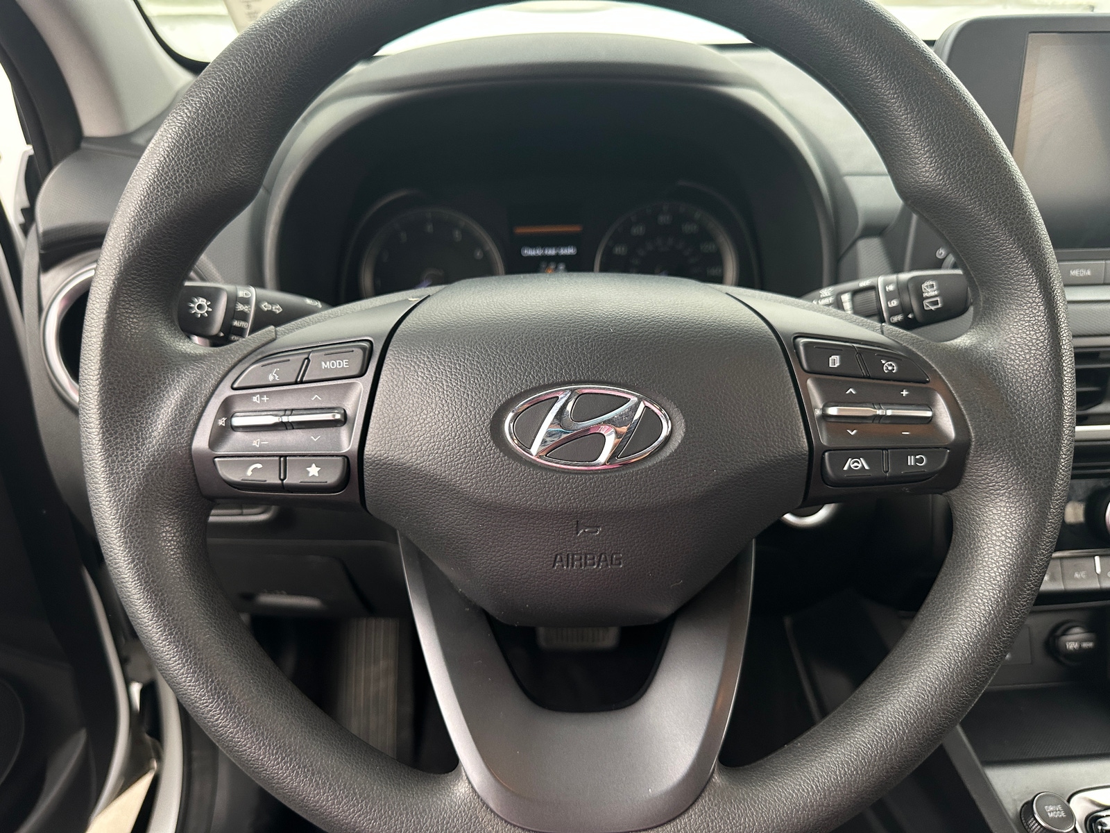 Thumbnail: 2022 Hyundai Kona - 5