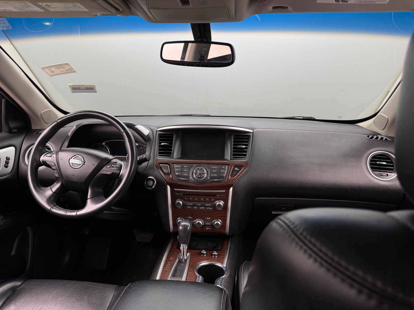 Thumbnail: 2017 Nissan Pathfinder - 2
