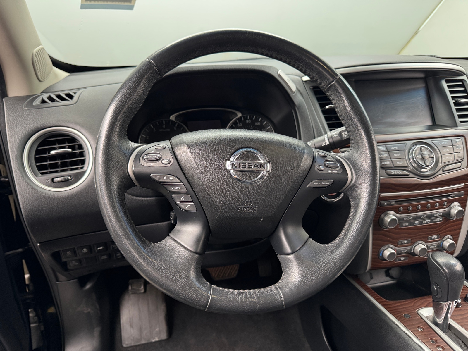 Thumbnail: 2017 Nissan Pathfinder - 4