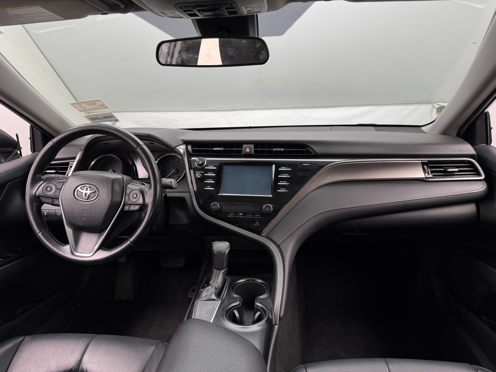 Thumbnail: 2019 Toyota Camry - 3