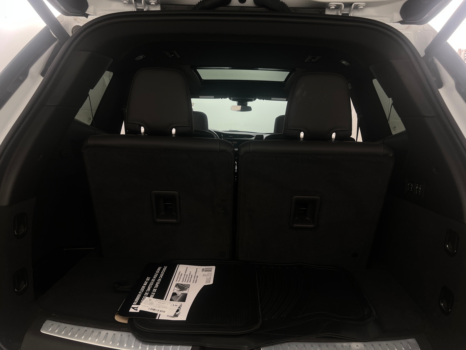 Thumbnail: 2023 Cadillac XT6 - 6