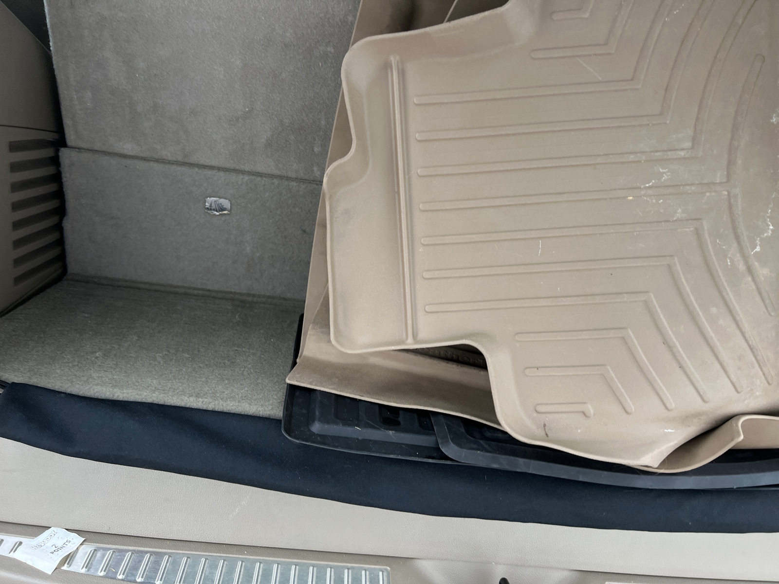 Thumbnail: 2016 Chevrolet Tahoe - 6